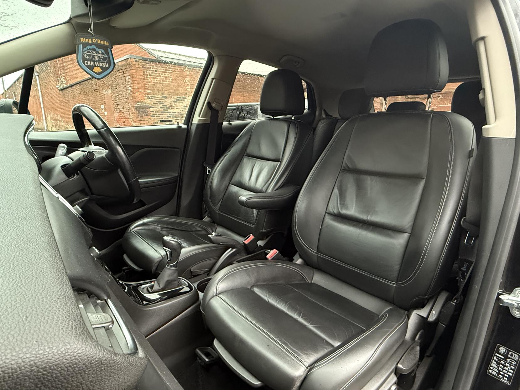 Vauxhall Mokka X 1.6 CDTi Elite Nav SUV 5dr Diesel Auto Euro 6 (136 ps)