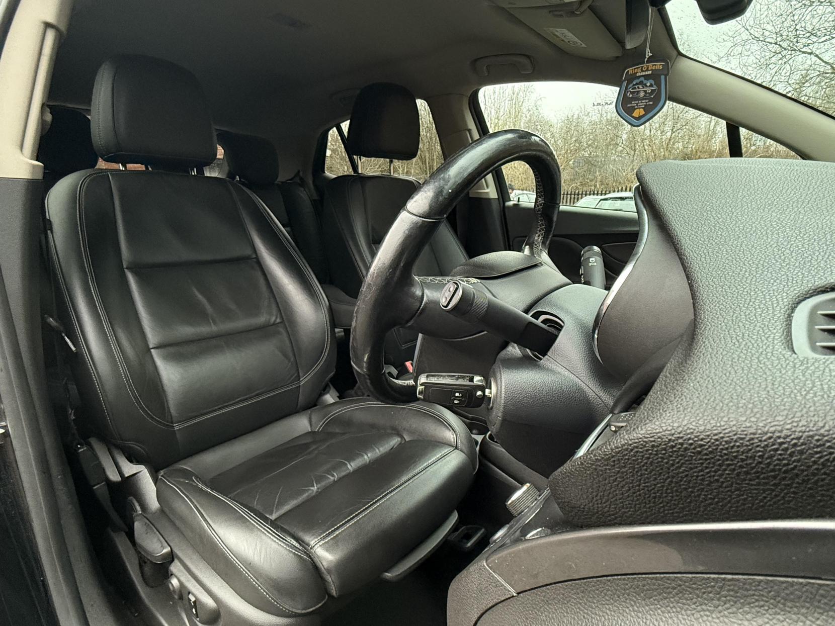 Vauxhall Mokka X 1.6 CDTi Elite Nav SUV 5dr Diesel Auto Euro 6 (136 ps)