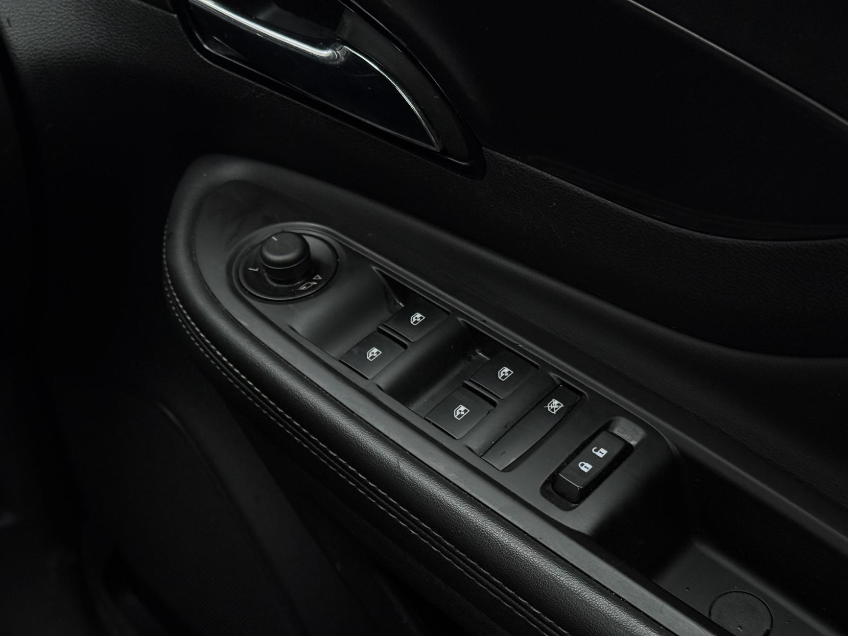 Vauxhall Mokka X 1.6 CDTi Elite Nav SUV 5dr Diesel Auto Euro 6 (136 ps)