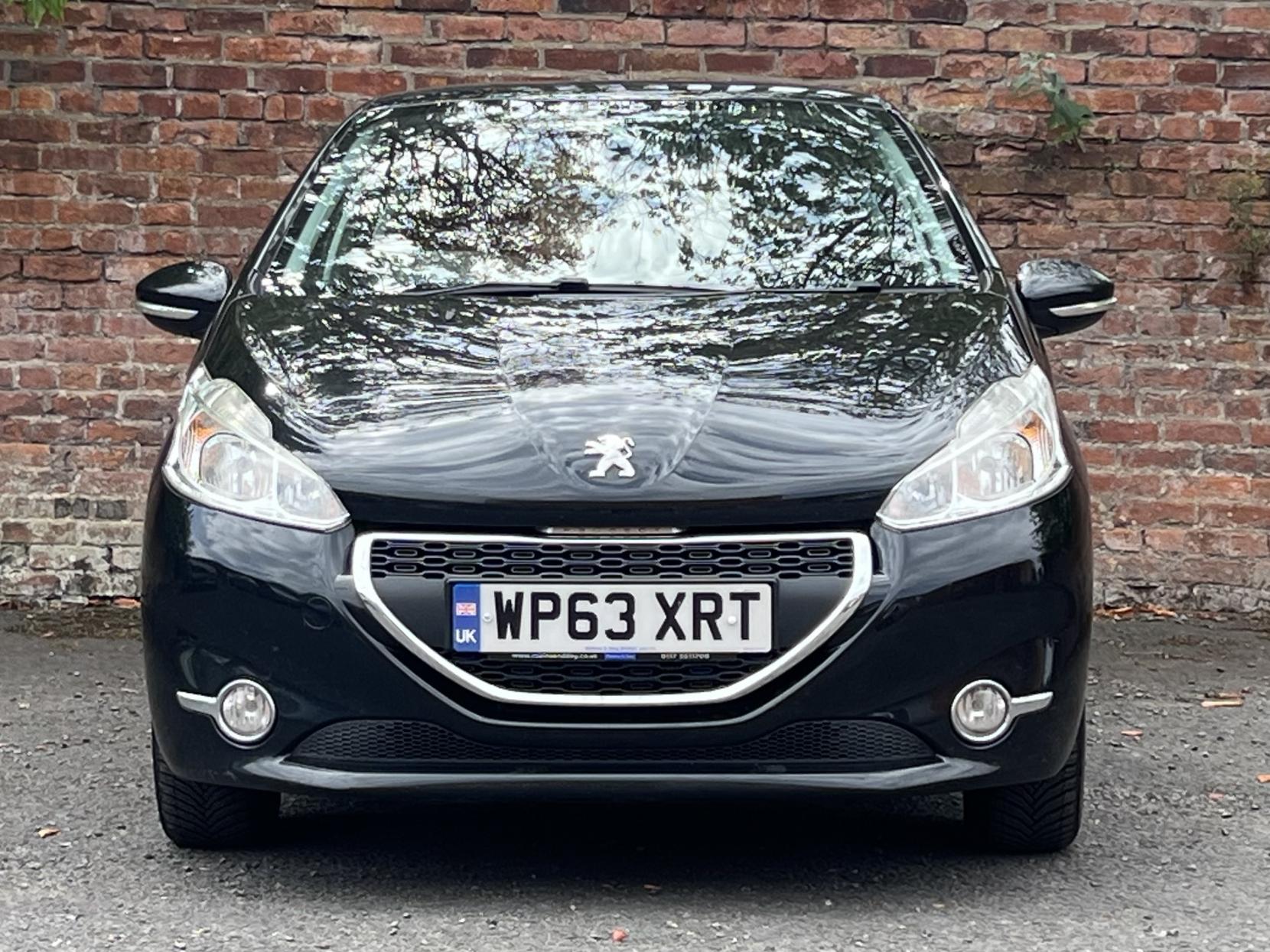 Peugeot 208 1.4 e-HDi Active Hatchback 5dr Diesel EGC Euro 5 (s/s) (70 ps)