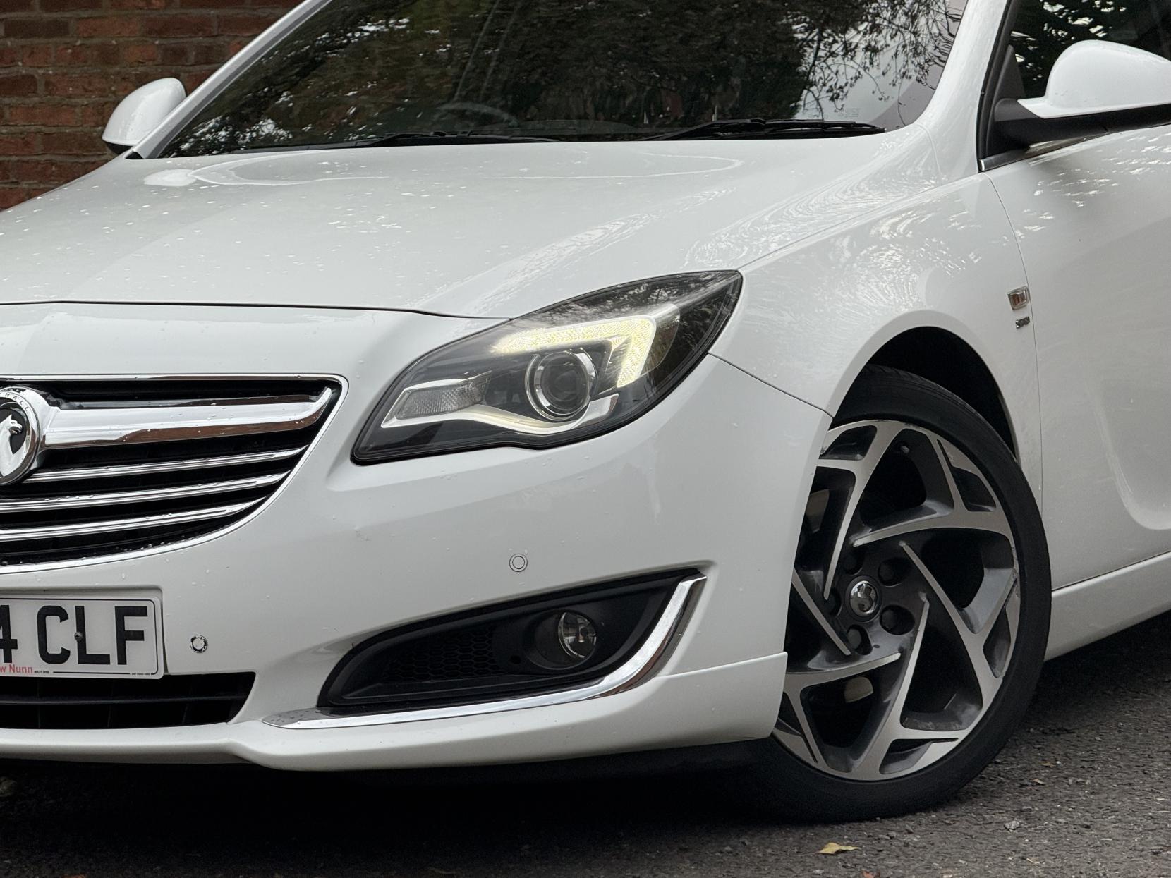 Vauxhall Insignia 2.0 CDTi SRi VX Line Nav Hatchback 5dr Diesel Auto Euro 5 (163 ps)