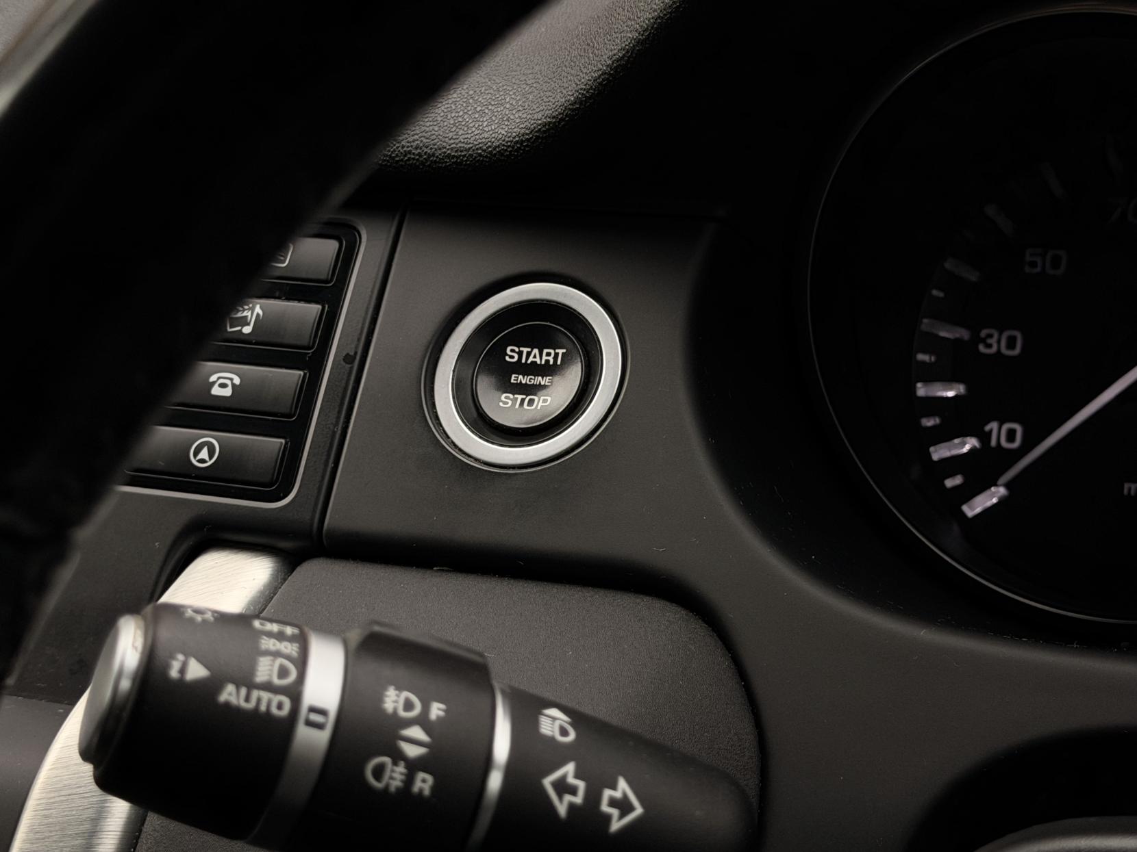 Land Rover Discovery Sport 2.0 TD4 SE Tech SUV 5dr Diesel Auto 4WD Euro 6 (s/s) (180 ps)