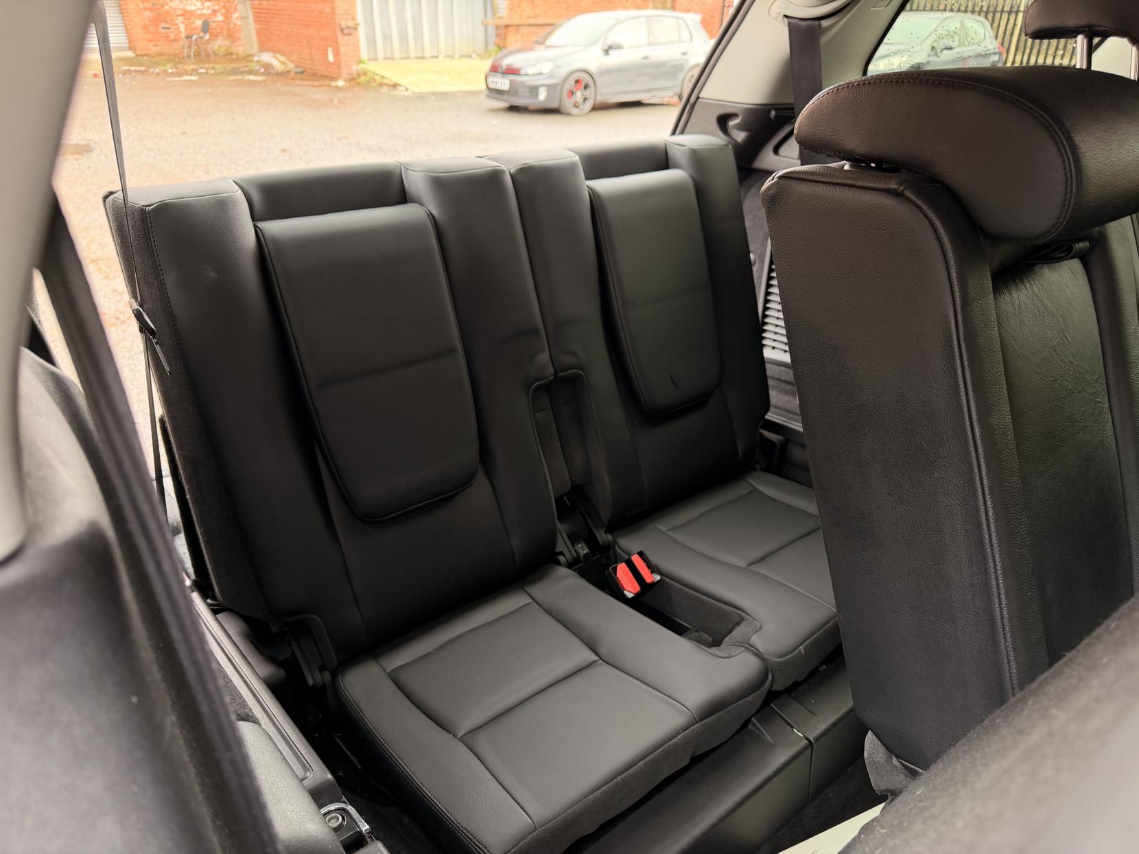 Land Rover Discovery Sport 2.0 TD4 SE Tech SUV 5dr Diesel Auto 4WD Euro 6 (s/s) (180 ps)