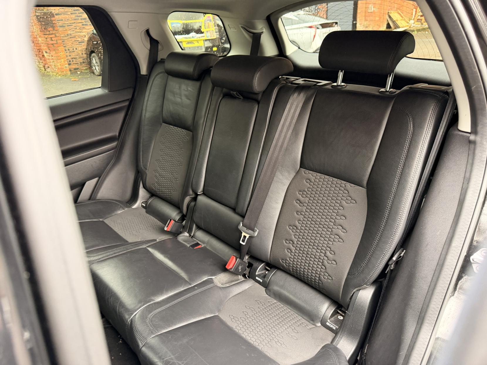 Land Rover Discovery Sport 2.0 TD4 SE Tech SUV 5dr Diesel Auto 4WD Euro 6 (s/s) (180 ps)