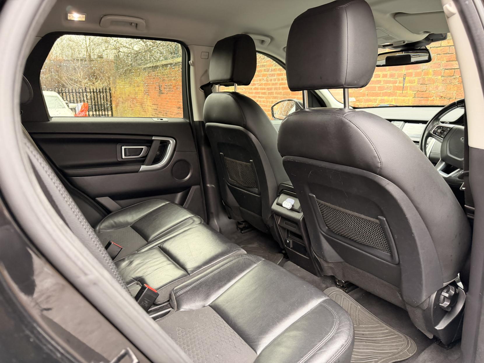 Land Rover Discovery Sport 2.0 TD4 SE Tech SUV 5dr Diesel Auto 4WD Euro 6 (s/s) (180 ps)