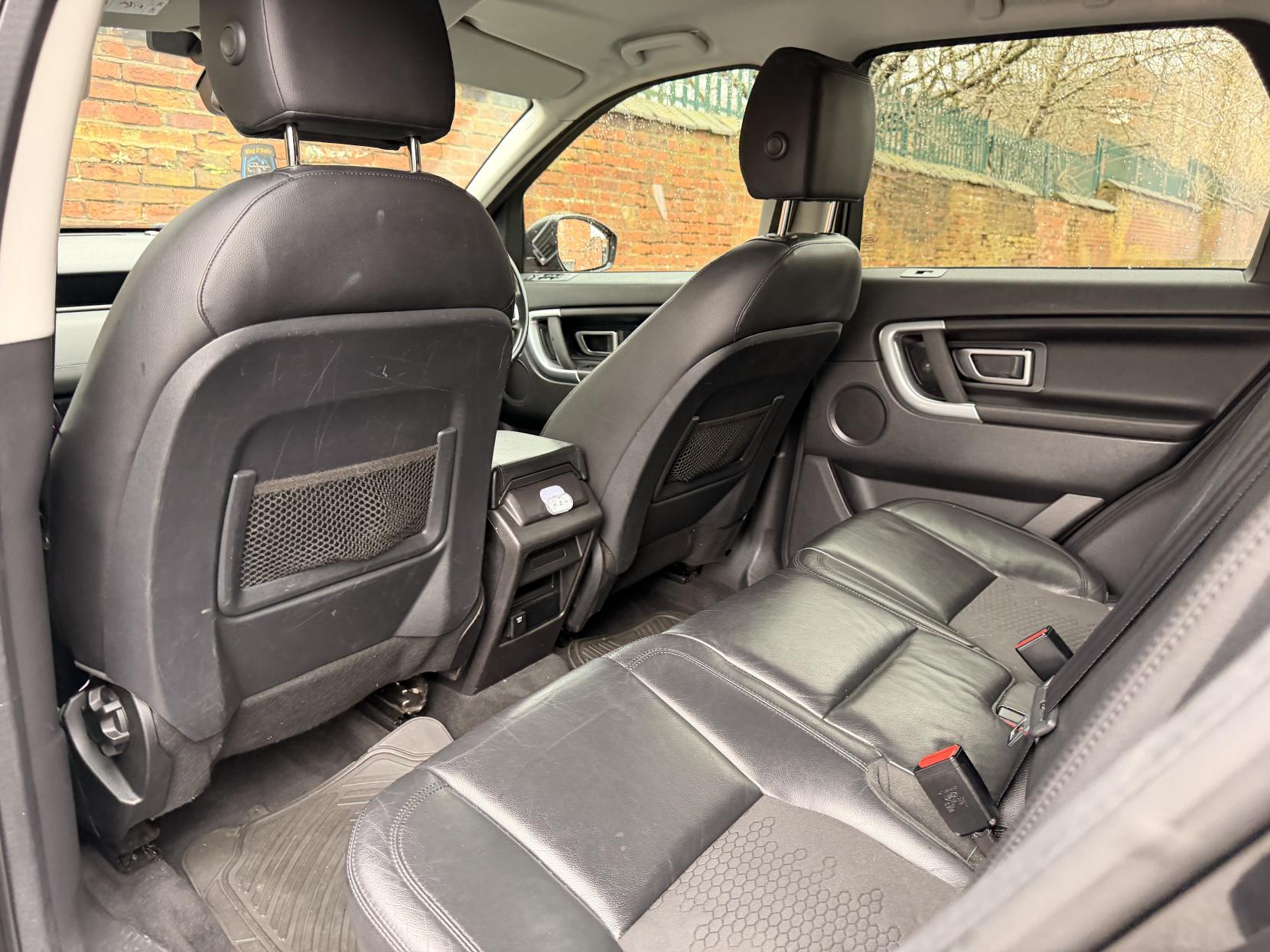 Land Rover Discovery Sport 2.0 TD4 SE Tech SUV 5dr Diesel Auto 4WD Euro 6 (s/s) (180 ps)