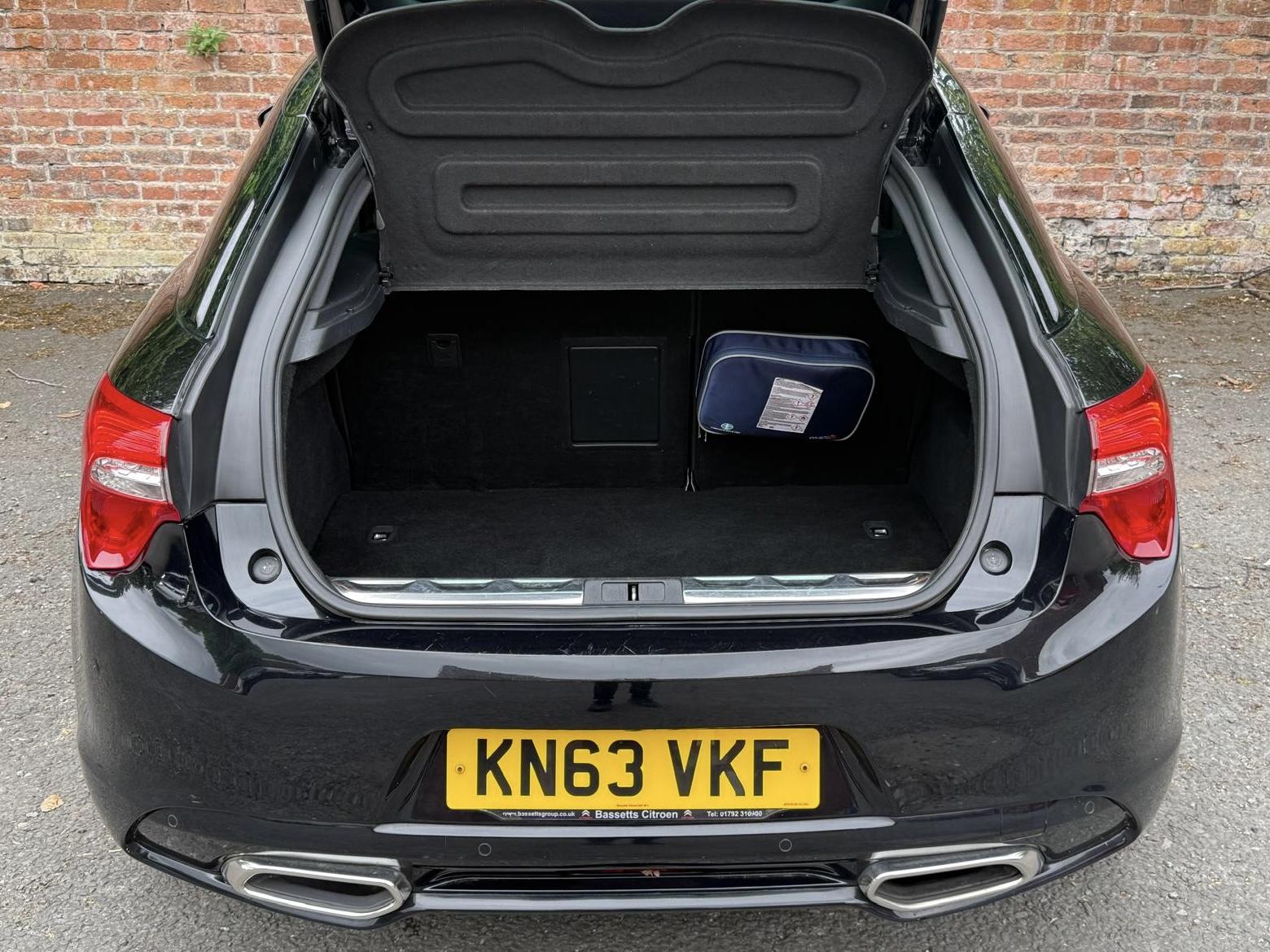 Citroen DS5 2.0 HDi DSport Hatchback 5dr Diesel Auto Euro 5 (160 ps)