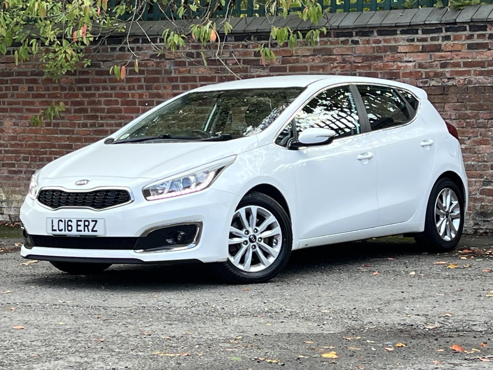 Kia Ceed 1.6 CRDi 2 Hatchback 5dr Diesel DCT Euro 6 (s/s) (134 bhp)