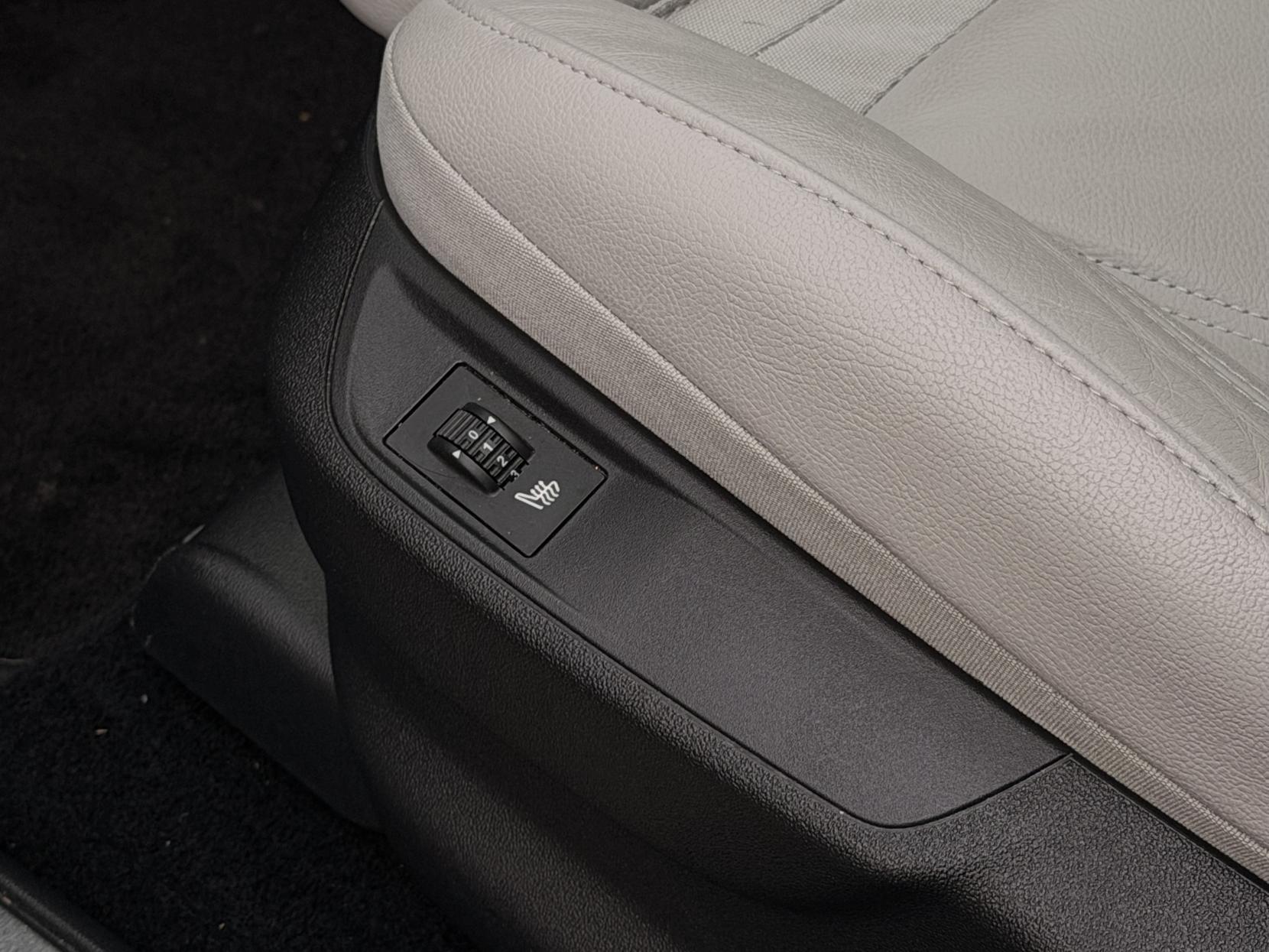 DS AUTOMOBILES DS 5 2.0 BlueHDi Prestige Hatchback 5dr Diesel EAT6 Euro 6 (s/s) (180 ps)