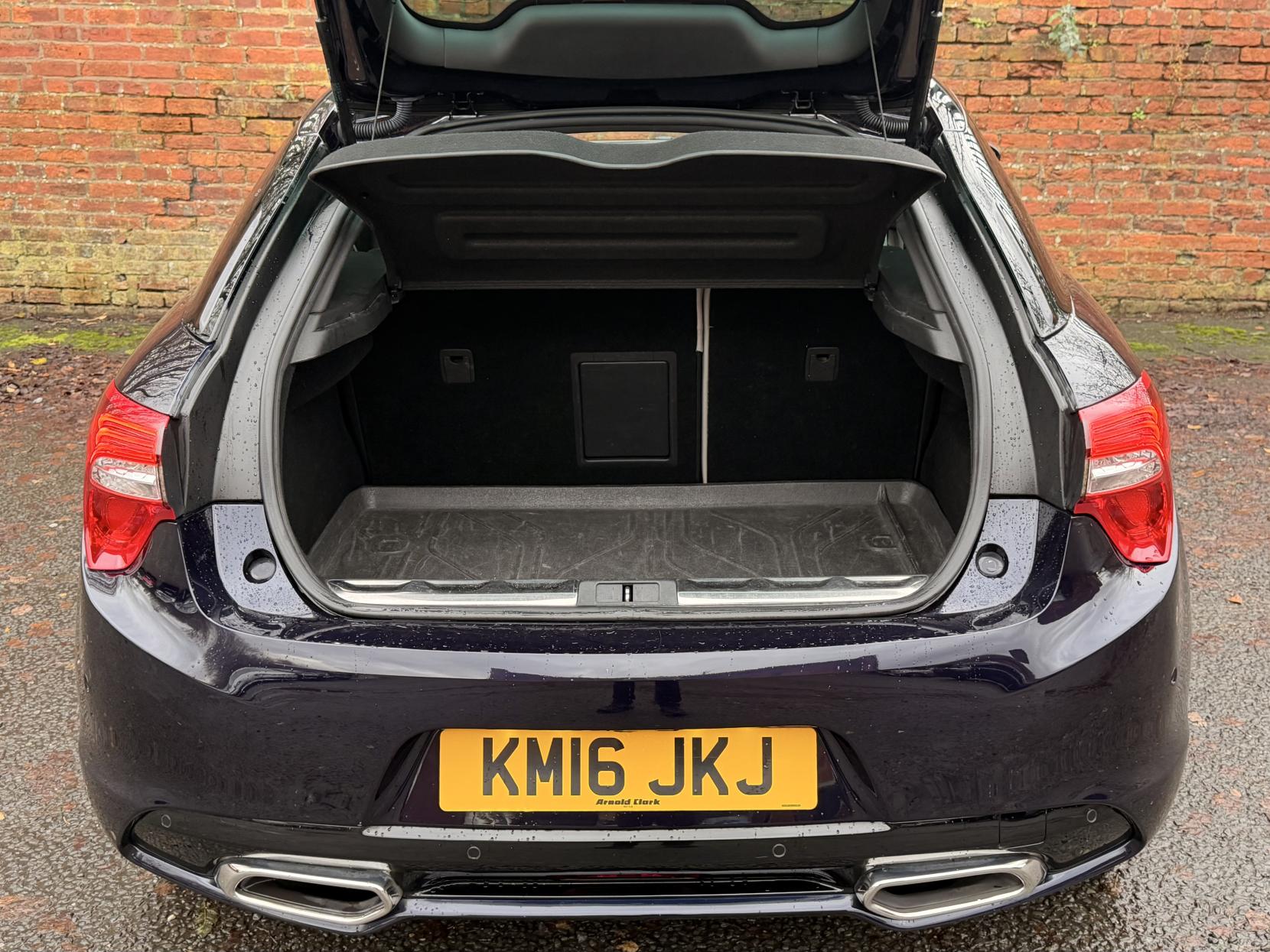 DS AUTOMOBILES DS 5 2.0 BlueHDi Prestige Hatchback 5dr Diesel EAT6 Euro 6 (s/s) (180 ps)