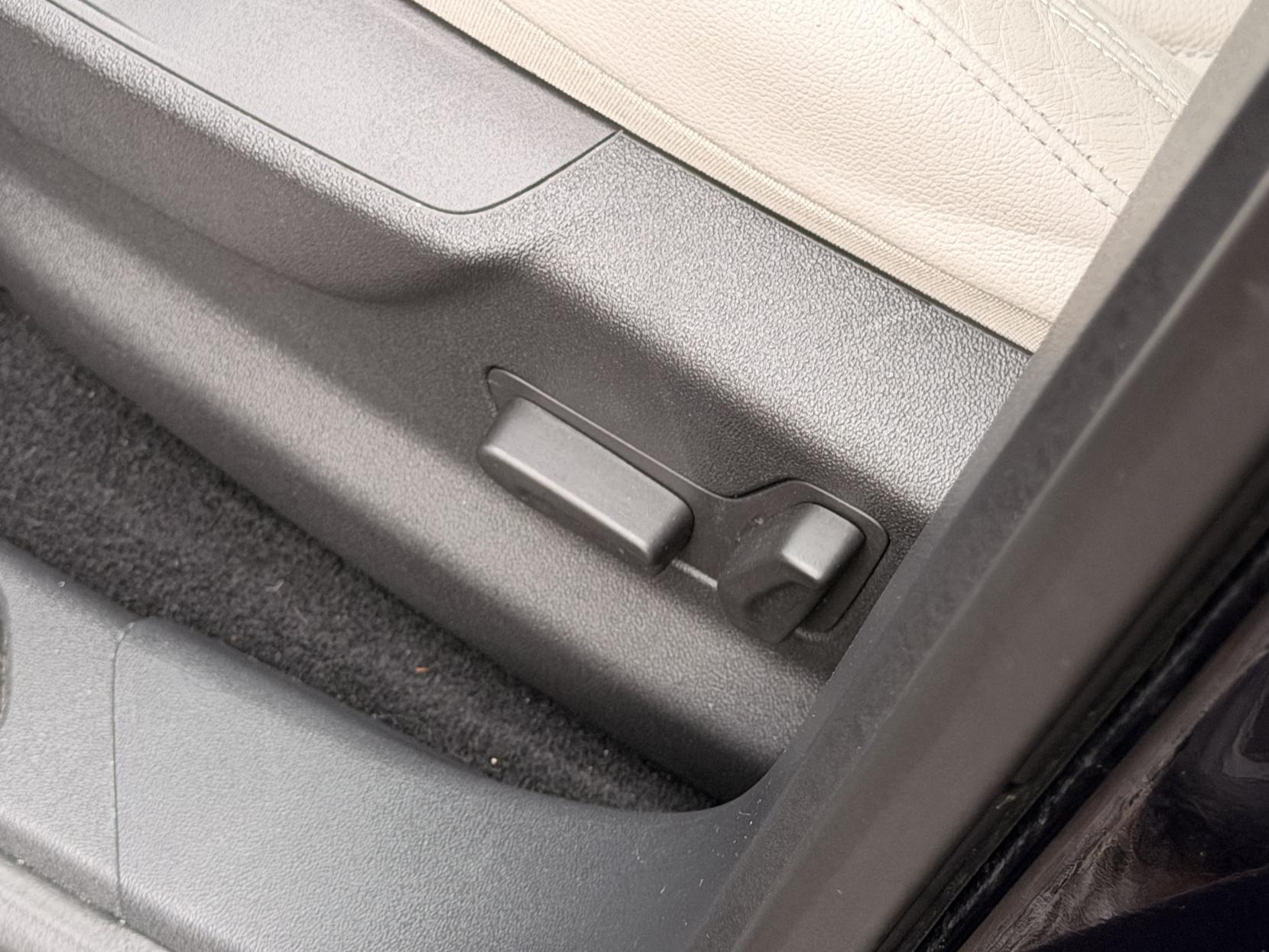 DS AUTOMOBILES DS 5 2.0 BlueHDi Prestige Hatchback 5dr Diesel EAT6 Euro 6 (s/s) (180 ps)