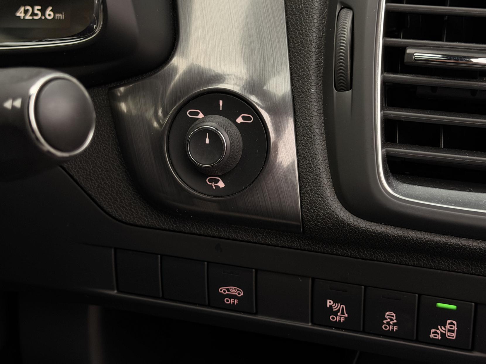 DS AUTOMOBILES DS 5 2.0 BlueHDi Prestige Hatchback 5dr Diesel EAT6 Euro 6 (s/s) (180 ps)