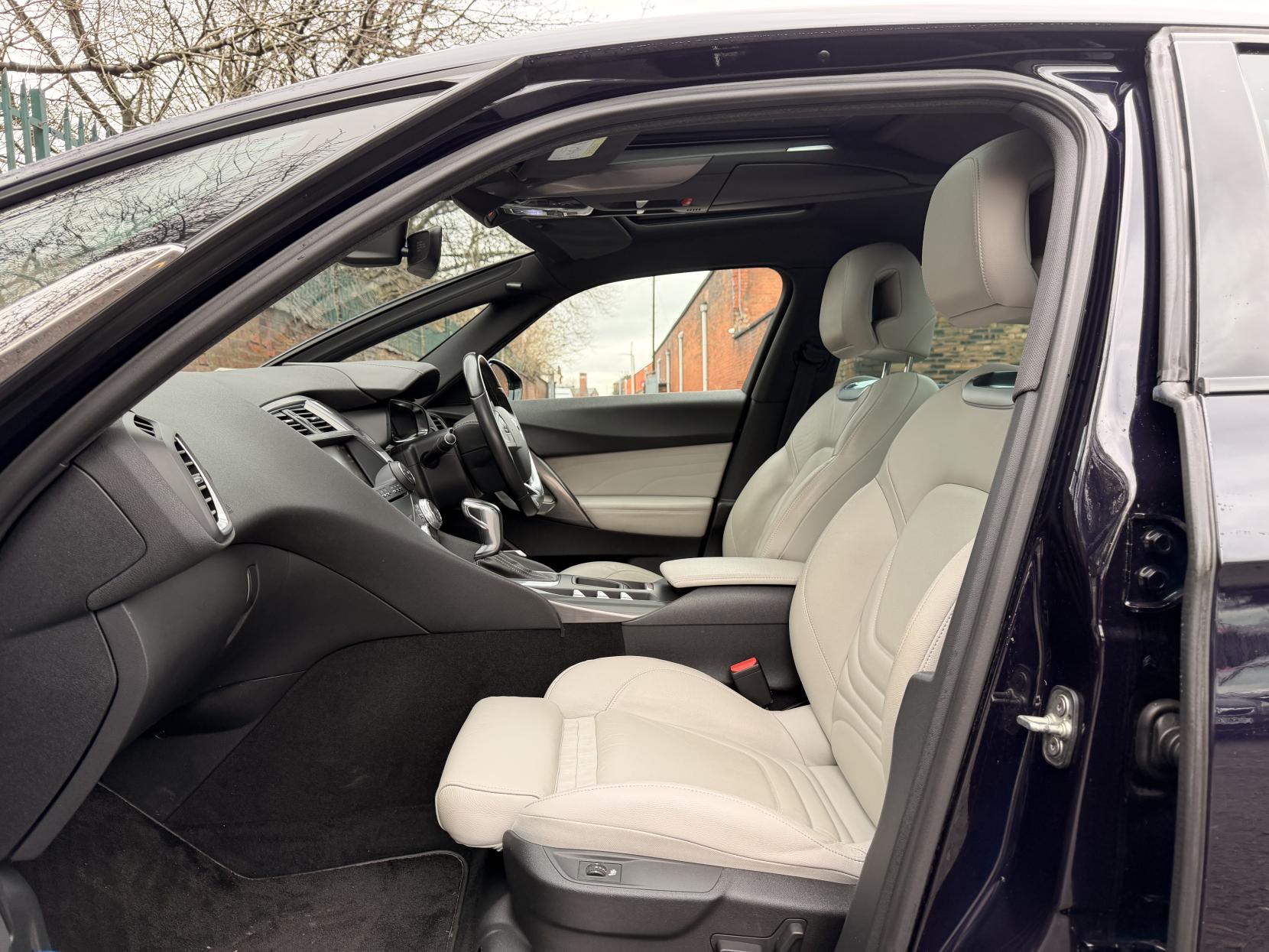 DS AUTOMOBILES DS 5 2.0 BlueHDi Prestige Hatchback 5dr Diesel EAT6 Euro 6 (s/s) (180 ps)