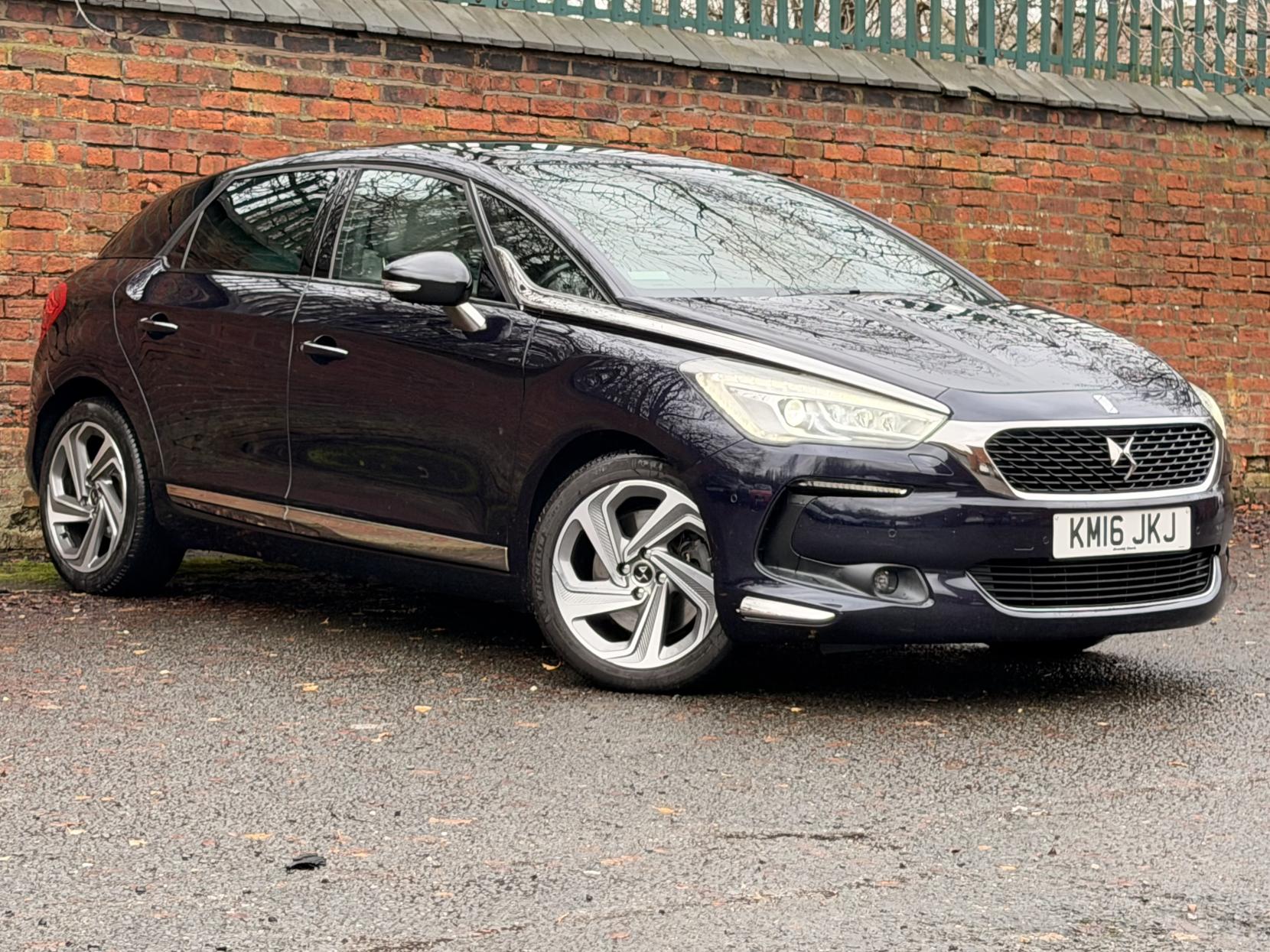 DS AUTOMOBILES DS 5 2.0 BlueHDi Prestige Hatchback 5dr Diesel EAT6 Euro 6 (s/s) (180 ps)