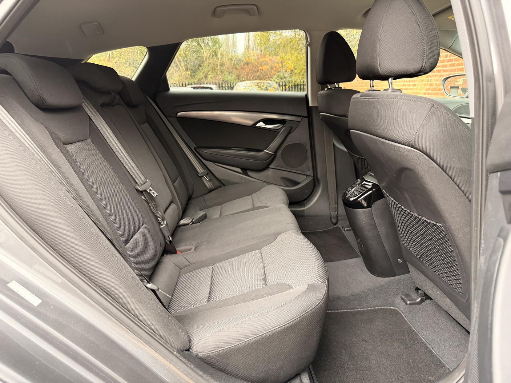 Hyundai i40 1.7 CRDi Blue Drive SE Nav Tourer 5dr Diesel DCT Euro 6 (s/s) (141 ps)