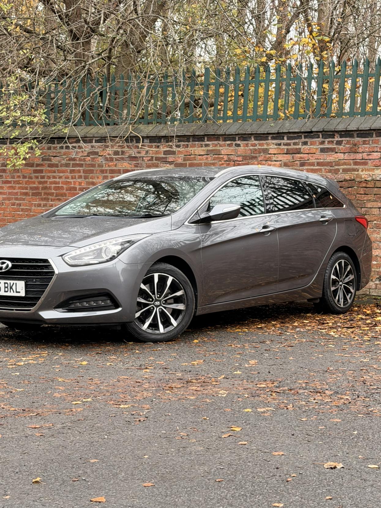 Hyundai i40 1.7 CRDi Blue Drive SE Nav Tourer 5dr Diesel DCT Euro 6 (s/s) (141 ps)