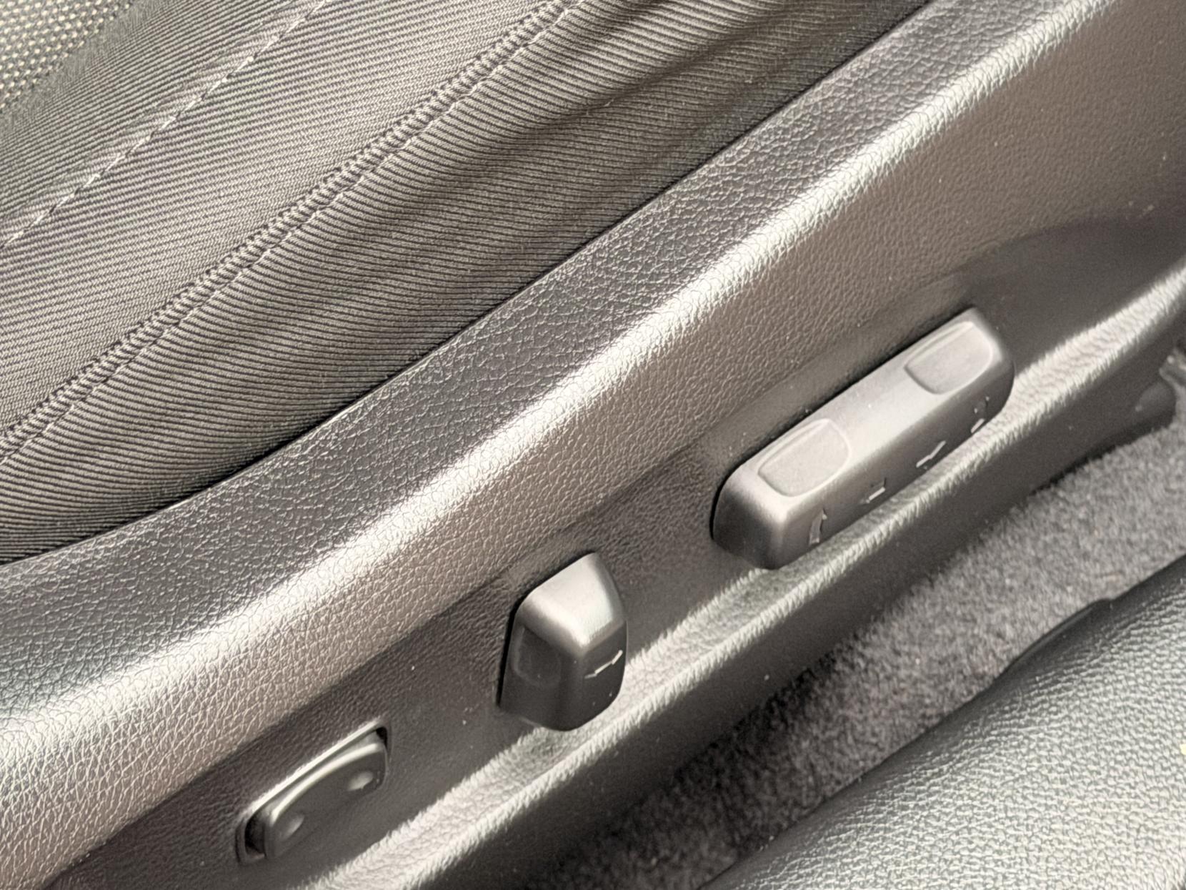 Hyundai i40 1.7 CRDi Blue Drive SE Nav Tourer 5dr Diesel DCT Euro 6 (s/s) (141 ps)