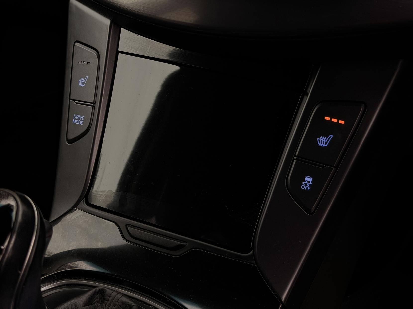 Hyundai i40 1.7 CRDi Blue Drive SE Nav Tourer 5dr Diesel DCT Euro 6 (s/s) (141 ps)