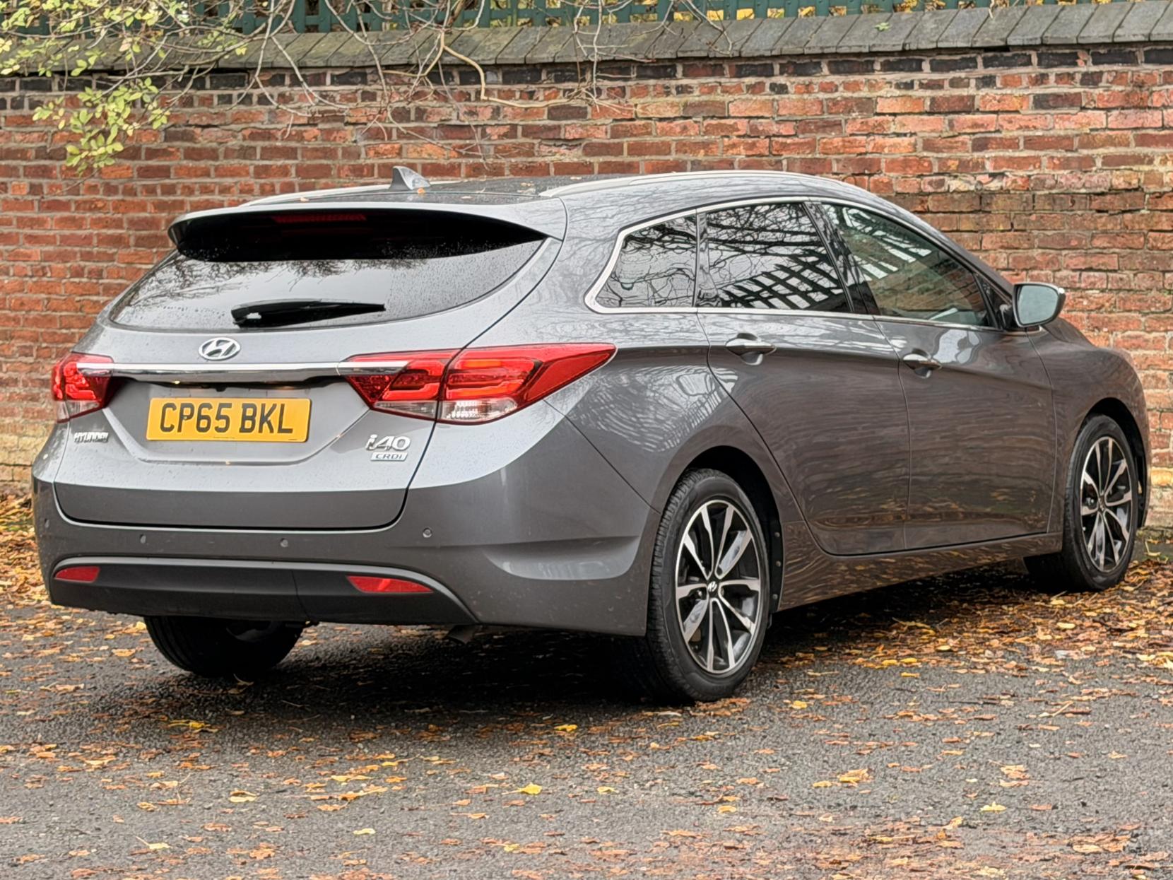 Hyundai i40 1.7 CRDi Blue Drive SE Nav Tourer 5dr Diesel DCT Euro 6 (s/s) (141 ps)