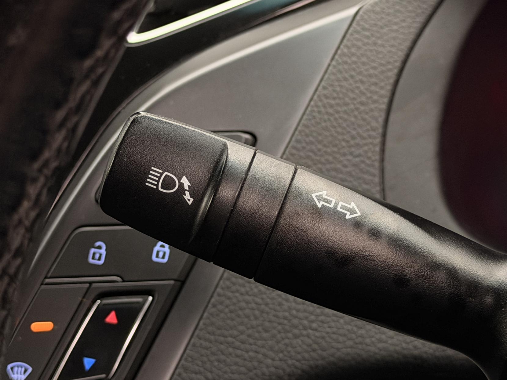 Hyundai i40 1.7 CRDi Blue Drive SE Nav Tourer 5dr Diesel DCT Euro 6 (s/s) (141 ps)