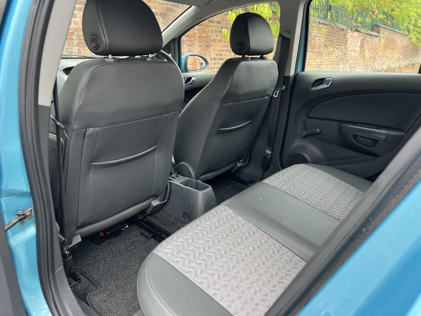 Vauxhall Corsa 1.4 16V SE Hatchback 5dr Petrol Auto Euro 5 (100 ps)