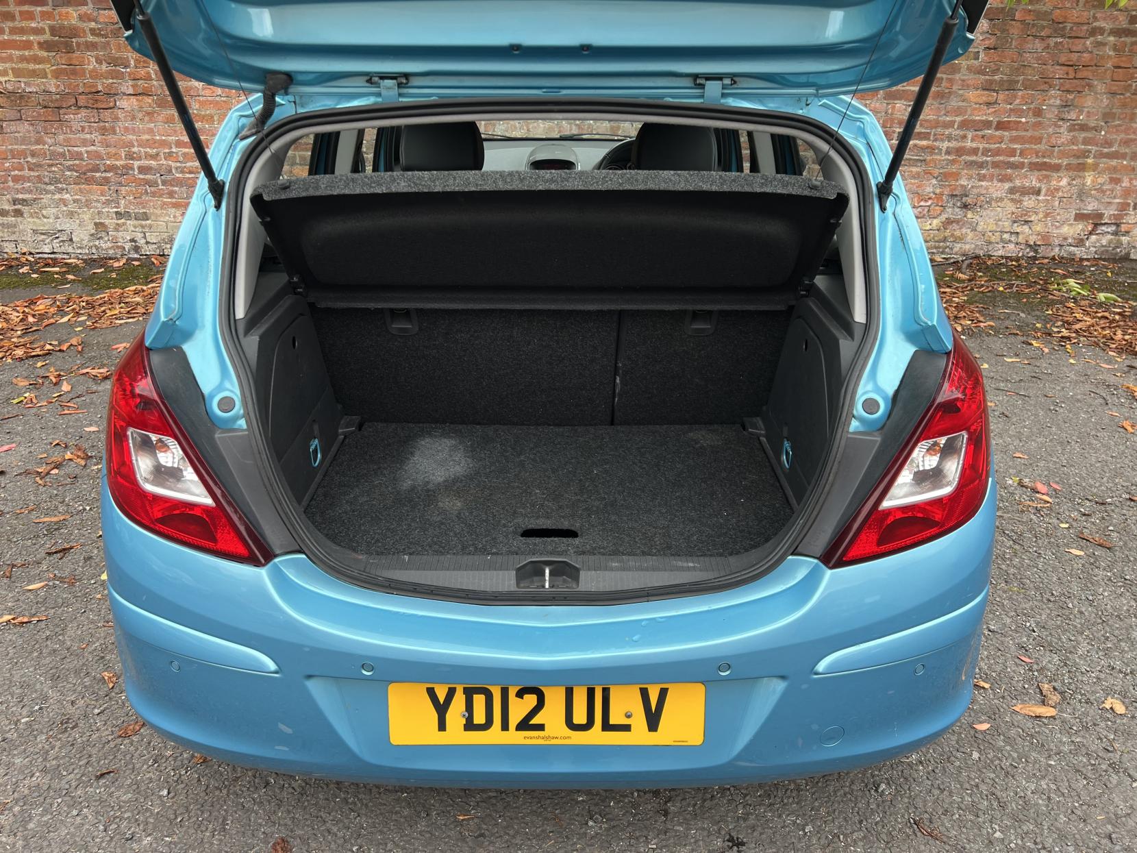 Vauxhall Corsa 1.4 16V SE Hatchback 5dr Petrol Auto Euro 5 (100 ps)