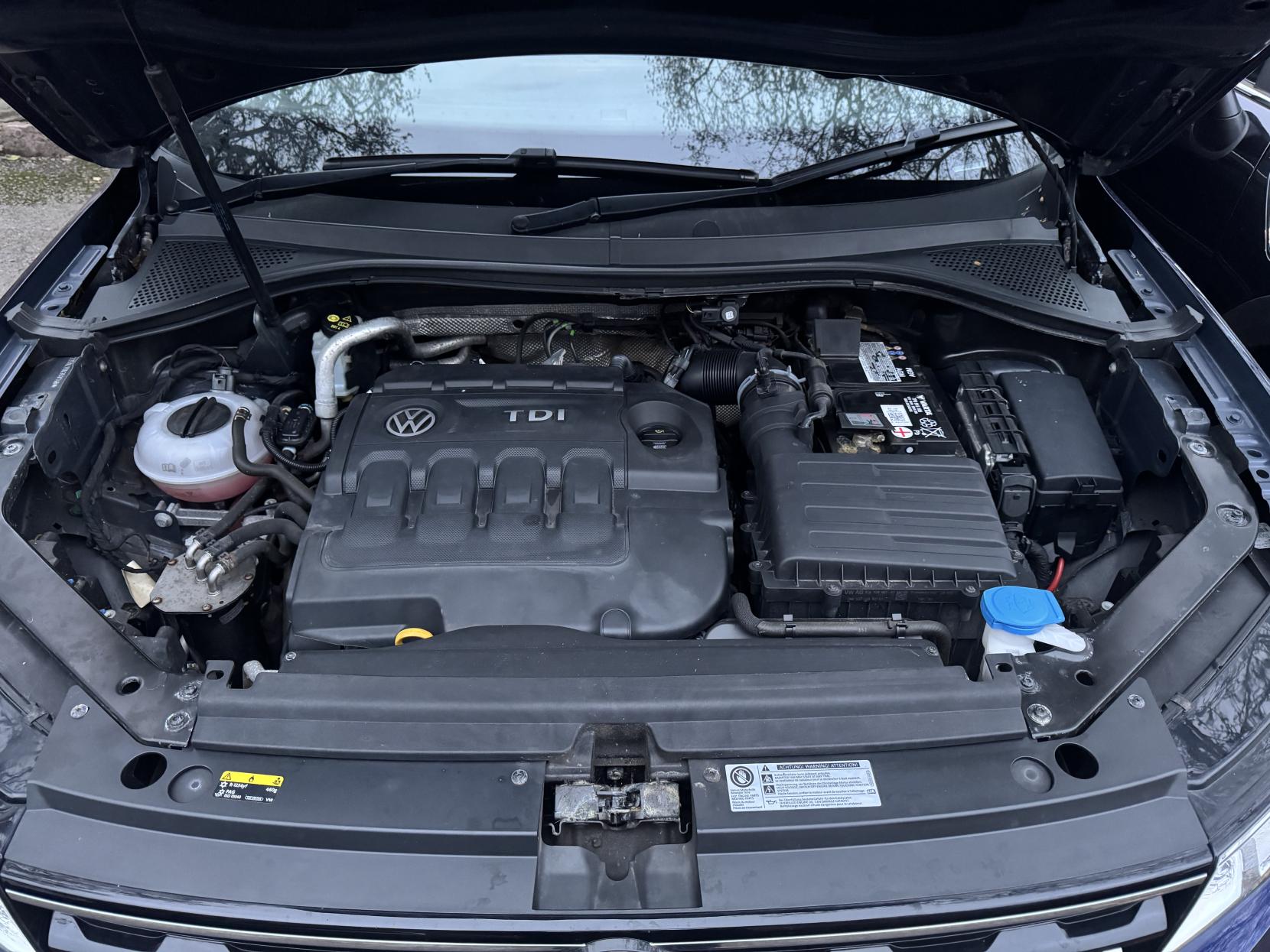 Volkswagen Tiguan 2.0 TDI BlueMotion Tech SE Navigation SUV 5dr Diesel DSG 4Motion Euro 6 (s/s) (150 ps)