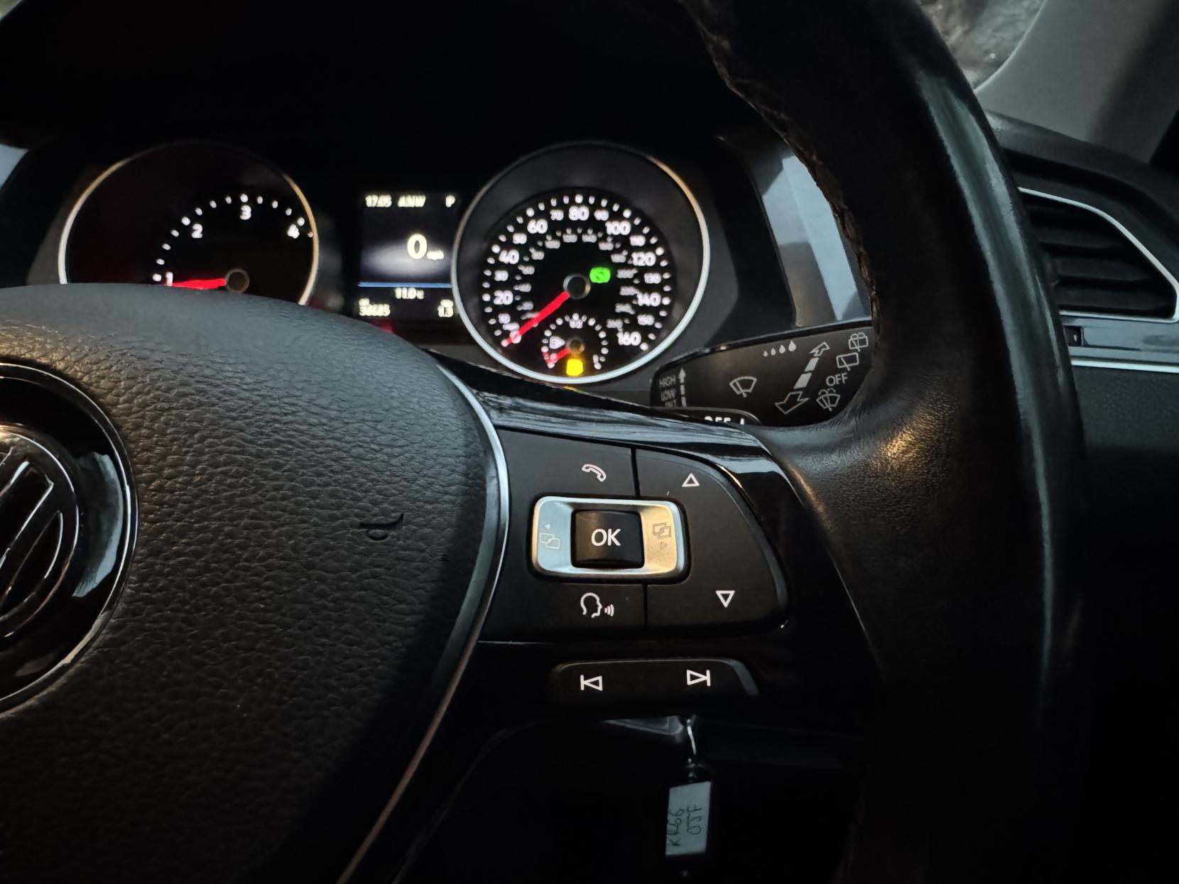 Volkswagen Tiguan 2.0 TDI BlueMotion Tech SE Navigation SUV 5dr Diesel DSG 4Motion Euro 6 (s/s) (150 ps)