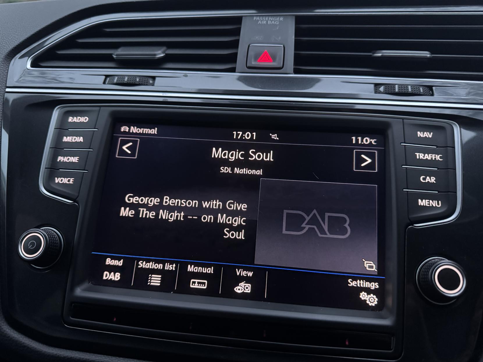 Volkswagen Tiguan 2.0 TDI BlueMotion Tech SE Navigation SUV 5dr Diesel DSG 4Motion Euro 6 (s/s) (150 ps)