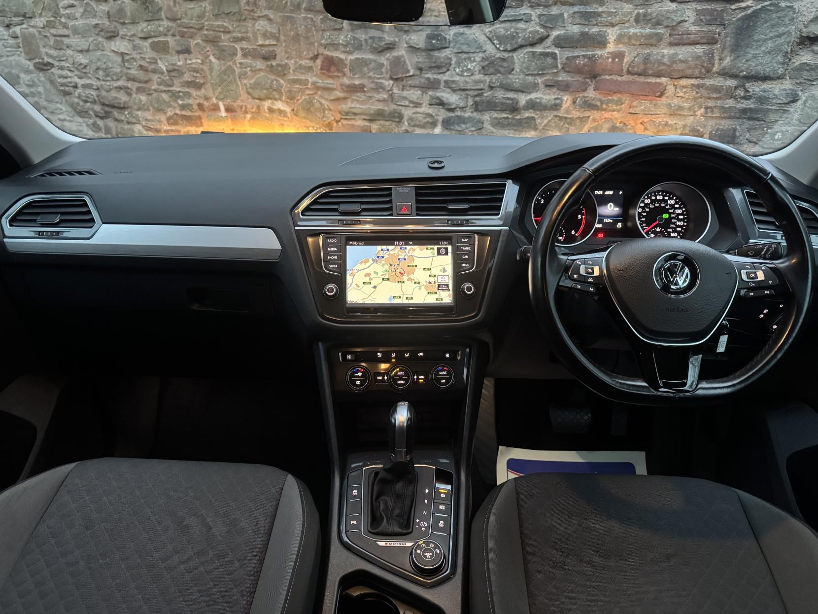 Volkswagen Tiguan 2.0 TDI BlueMotion Tech SE Navigation SUV 5dr Diesel DSG 4Motion Euro 6 (s/s) (150 ps)