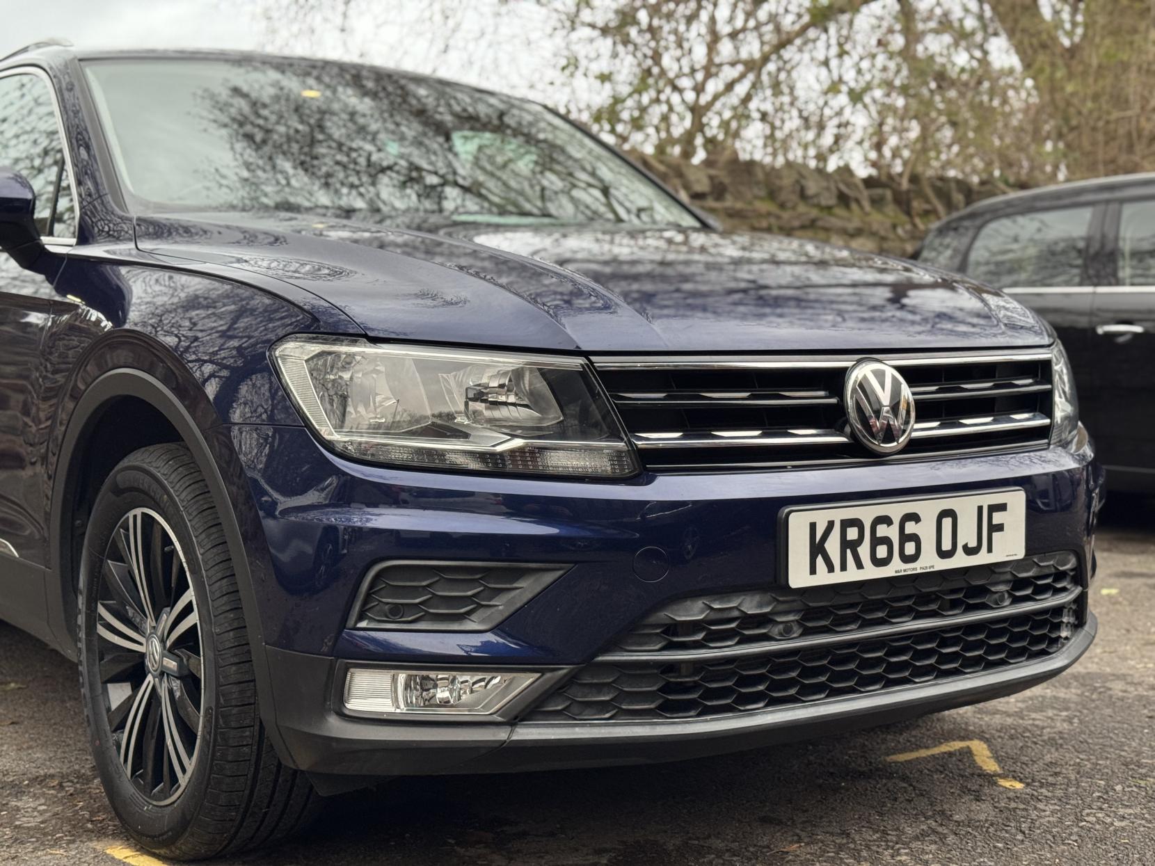 Volkswagen Tiguan 2.0 TDI BlueMotion Tech SE Navigation SUV 5dr Diesel DSG 4Motion Euro 6 (s/s) (150 ps)