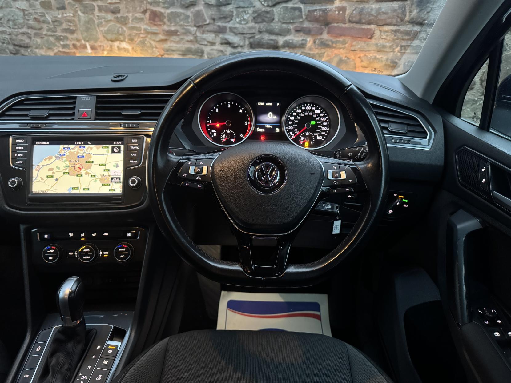 Volkswagen Tiguan 2.0 TDI BlueMotion Tech SE Navigation SUV 5dr Diesel DSG 4Motion Euro 6 (s/s) (150 ps)