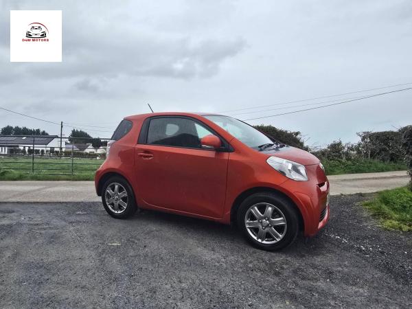 Toyota iQ 1.0 VVT-i 2 Hatchback 3dr Petrol Multidrive Euro 5 (68 ps)