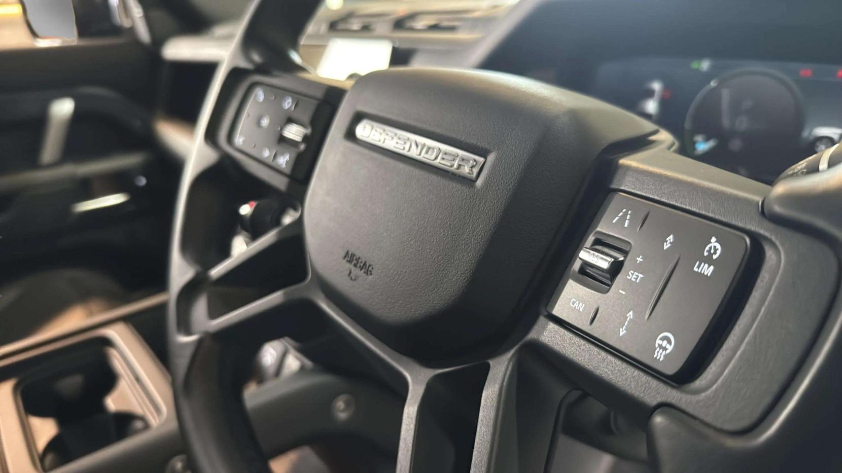 Land Rover Defender 110 2.0 P400e 15.4kWh X-Dynamic HSE SUV 5dr Petrol Plug-in Hybrid Auto 4WD Euro 6 (s/s) (404 ps)