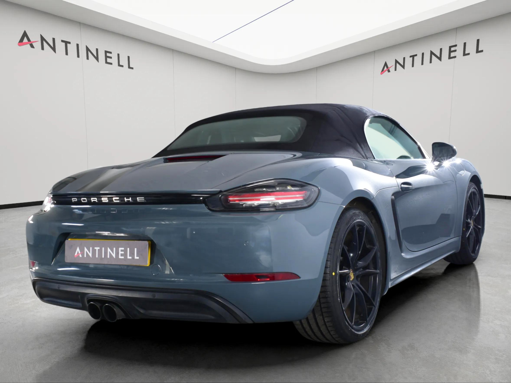 Porsche 718 Boxster 2.0T Convertible 2dr Petrol PDK Euro 6 (s/s) (300 ps)