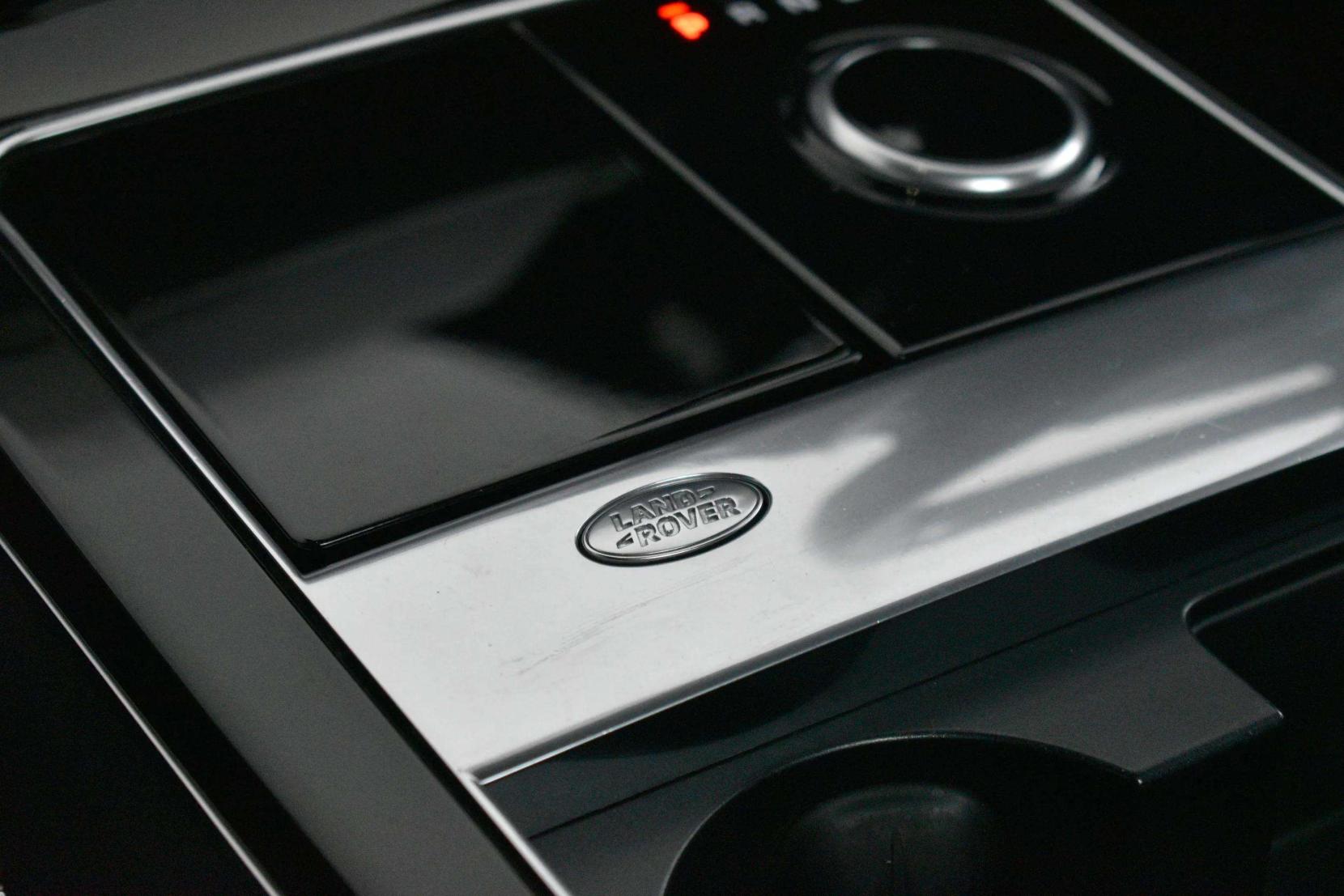 Land Rover Range Rover Velar 3.0 SD6 V6 R-Dynamic HSE SUV 5dr Diesel Auto 4WD Euro 6 (s/s) (300 ps)