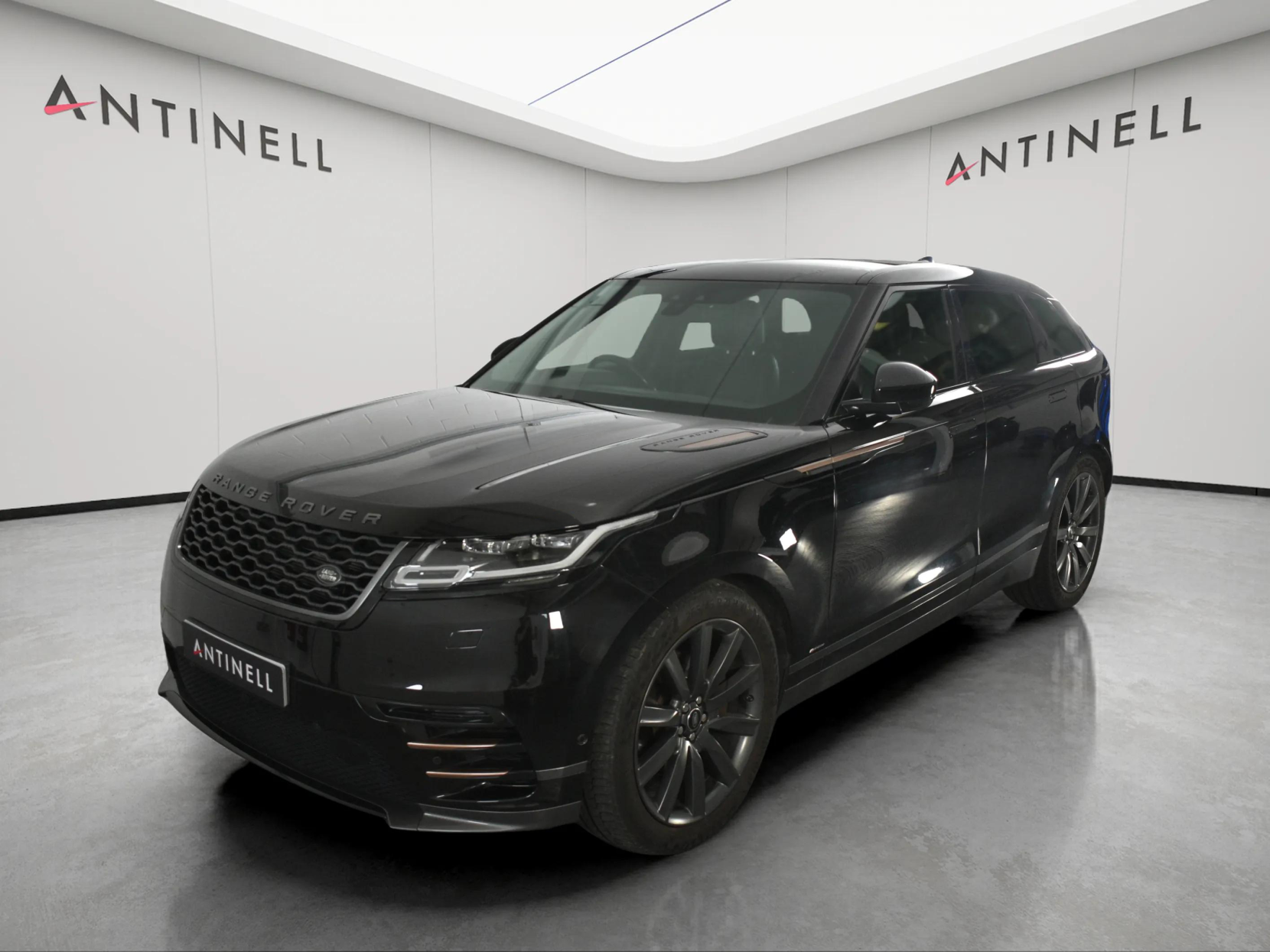 Land Rover Range Rover Velar 3.0 SD6 V6 R-Dynamic HSE SUV 5dr Diesel Auto 4WD Euro 6 (s/s) (300 ps)