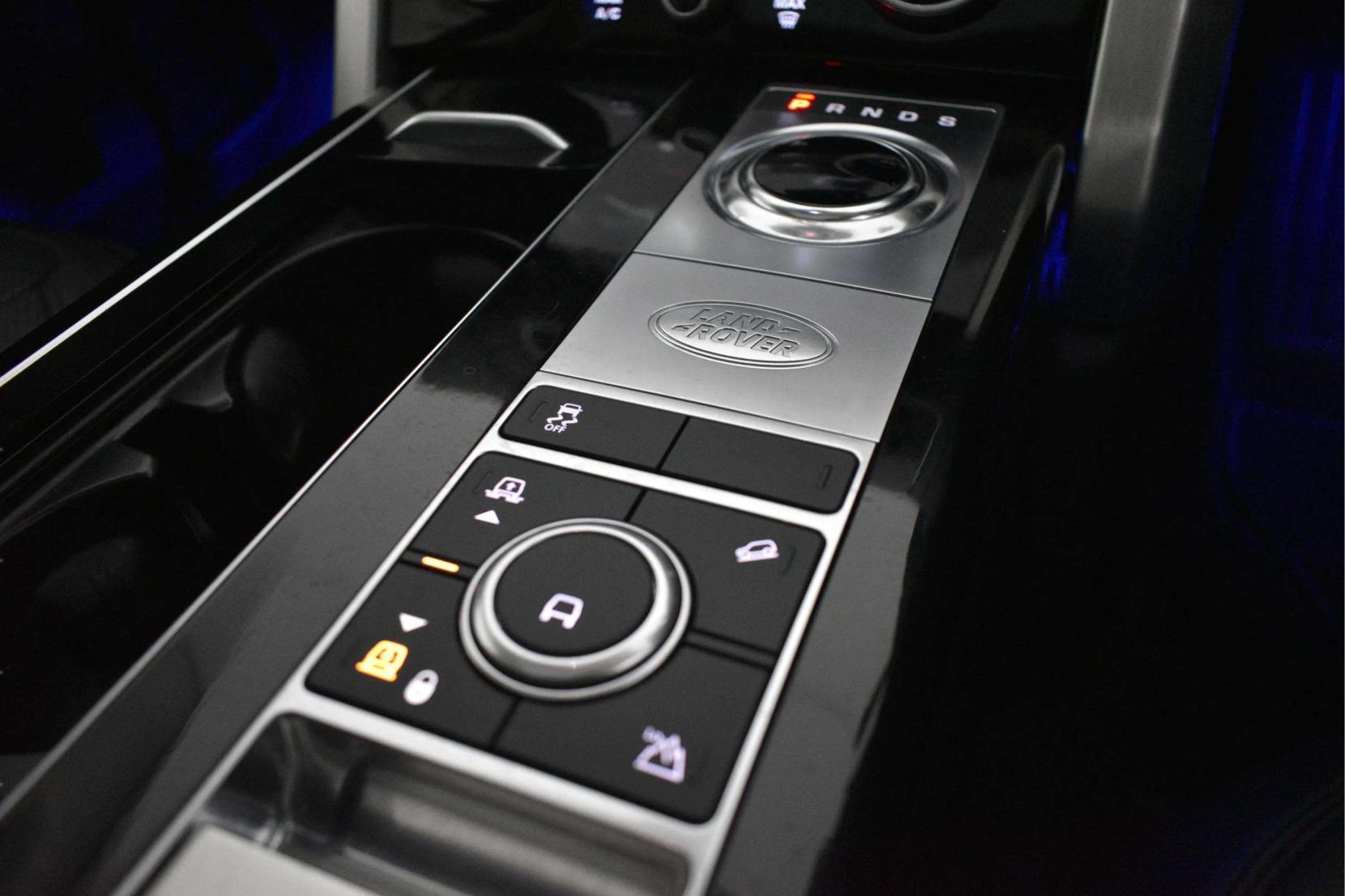 Land Rover Range Rover 3.0 SD V6 Westminster SUV 5dr Diesel Auto 4WD Euro 6 (s/s) (275 ps)