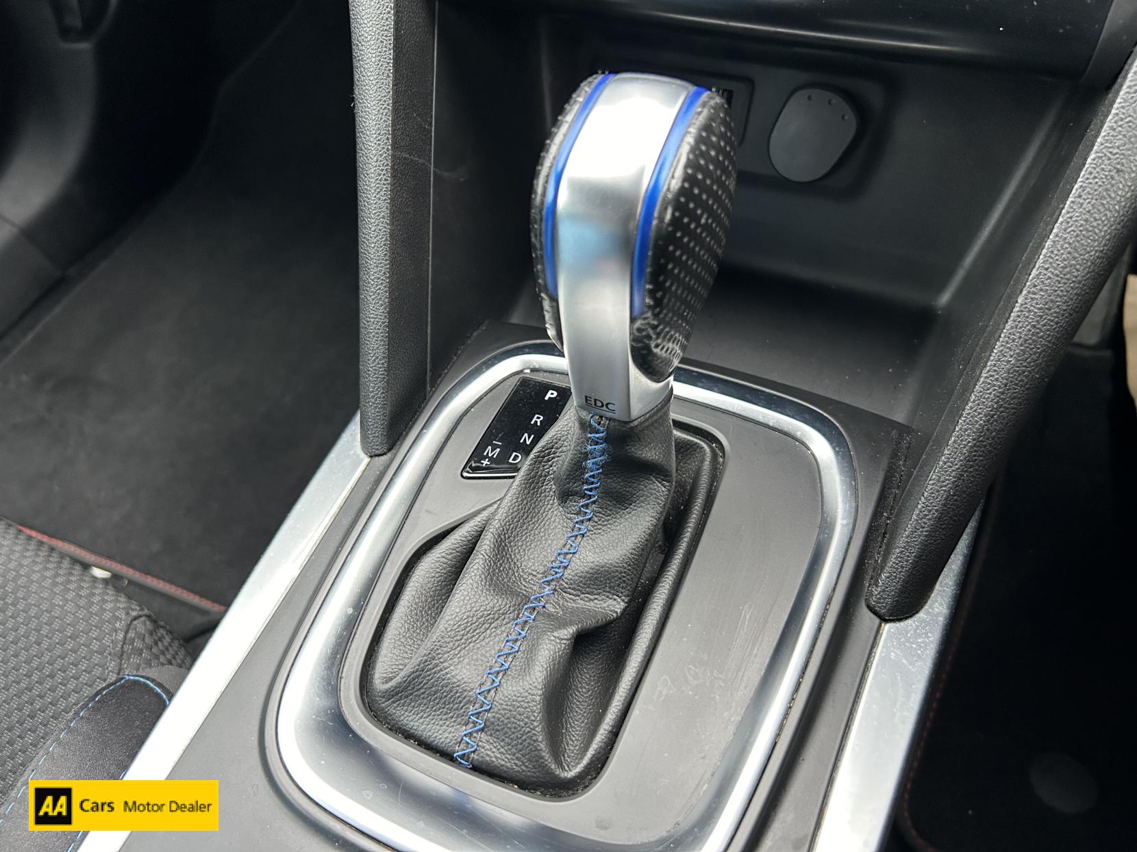 Renault Megane 1.6 TCe GT Nav Hatchback 5dr Petrol EDC Euro 6 (s/s) (205 ps)