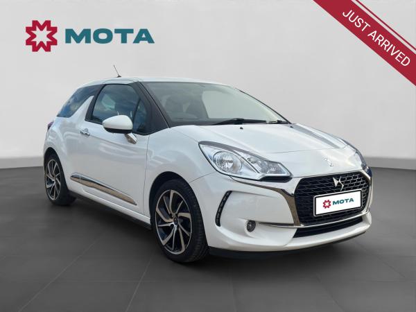 DS AUTOMOBILES DS 3 1.2 PureTech Connected Chic Hatchback 3dr Petrol Manual Euro 6 (s/s) (110 ps)