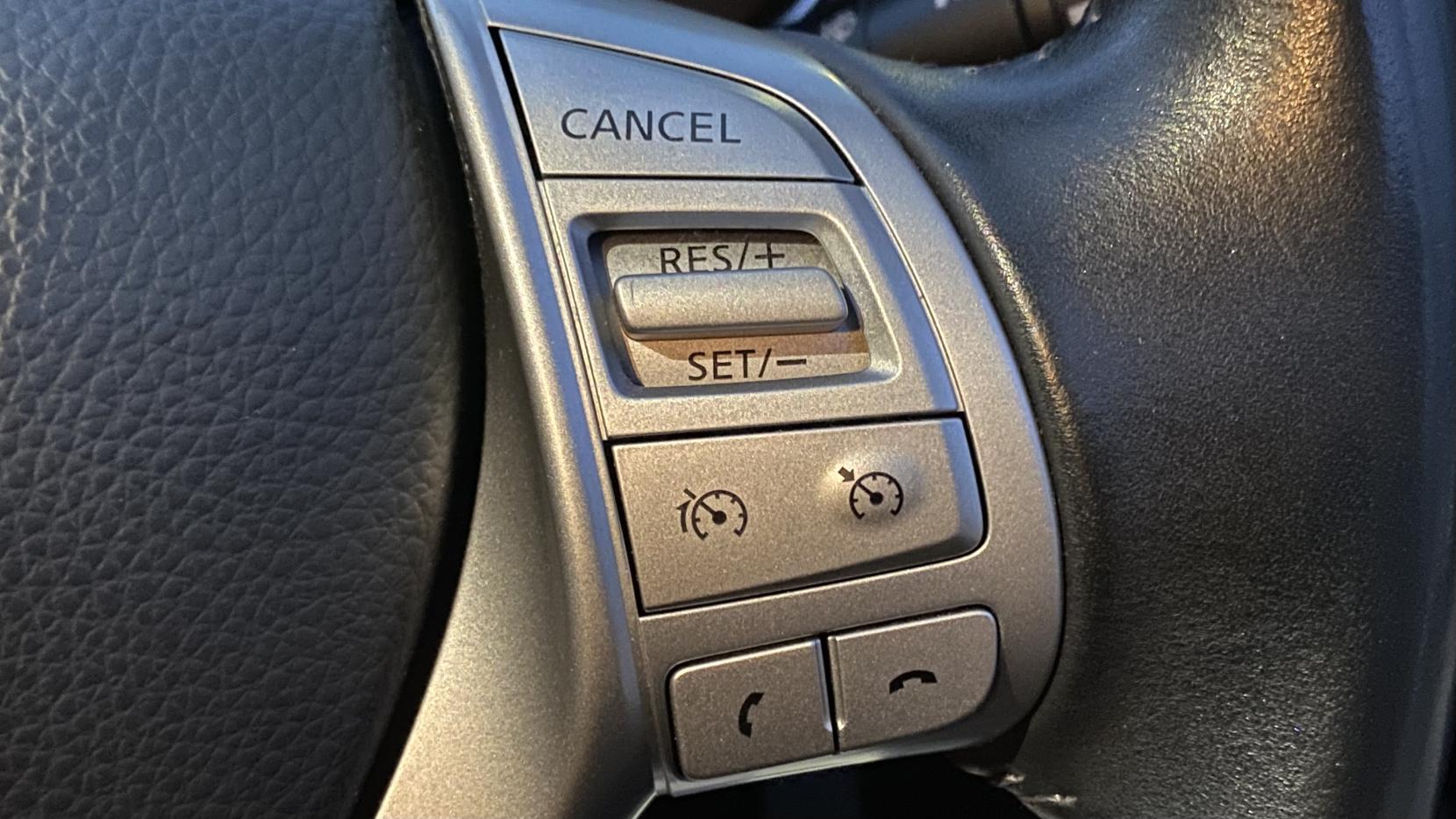 Nissan Pulsar 1.2 DIG-T n-tec Hatchback 5dr Petrol XTRON Euro 6 (s/s) (115 ps)