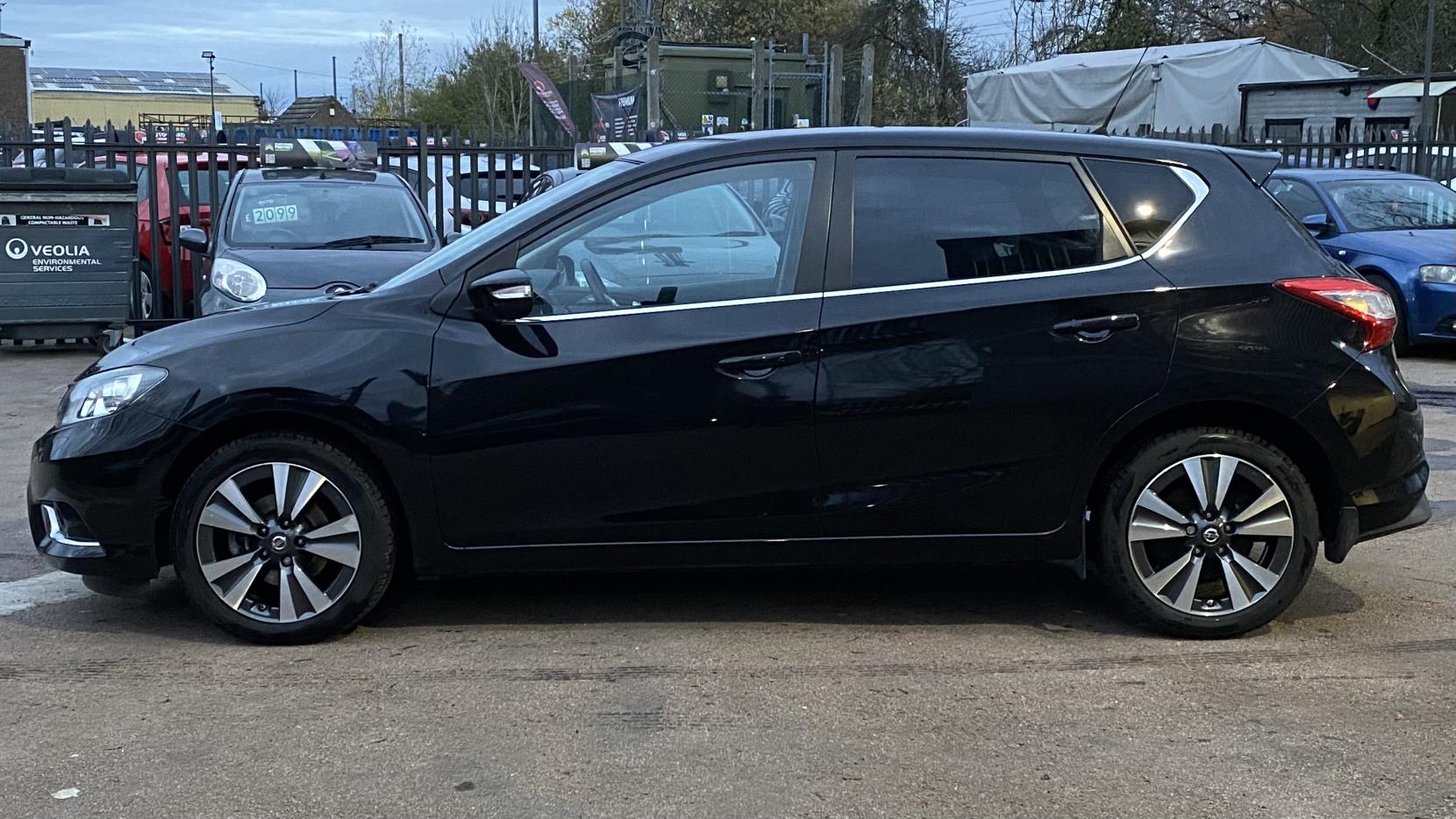 Nissan Pulsar 1.2 DIG-T n-tec Hatchback 5dr Petrol XTRON Euro 6 (s/s) (115 ps)