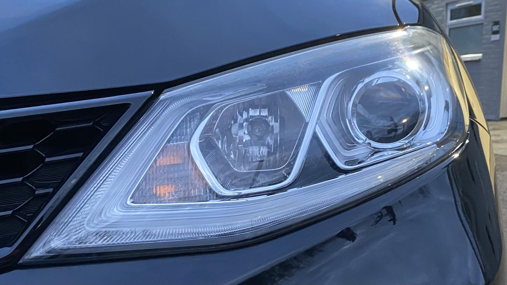 Nissan Pulsar 1.2 DIG-T n-tec Hatchback 5dr Petrol XTRON Euro 6 (s/s) (115 ps)