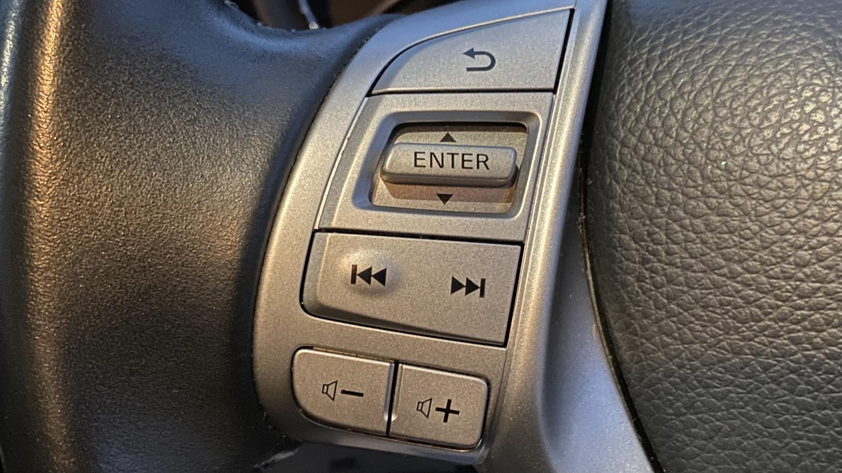 Nissan Pulsar 1.2 DIG-T n-tec Hatchback 5dr Petrol XTRON Euro 6 (s/s) (115 ps)