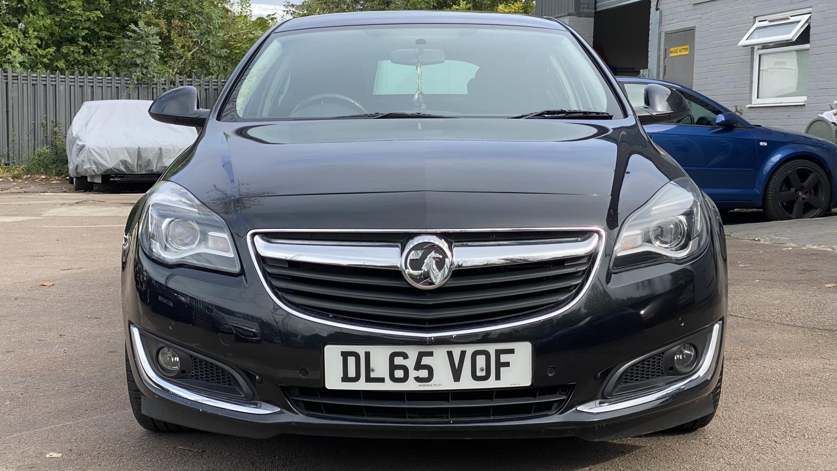 Vauxhall Insignia 1.8 16V SRi Nav Hatchback 5dr Petrol Manual Euro 5 (140 ps)
