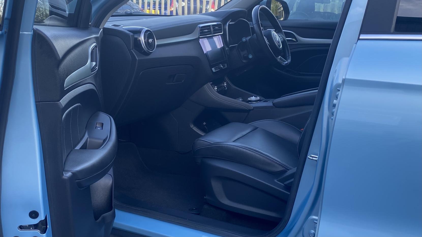 MG MG ZS 44.5kWh Exclusive SUV 5dr Electric Auto (143 ps)