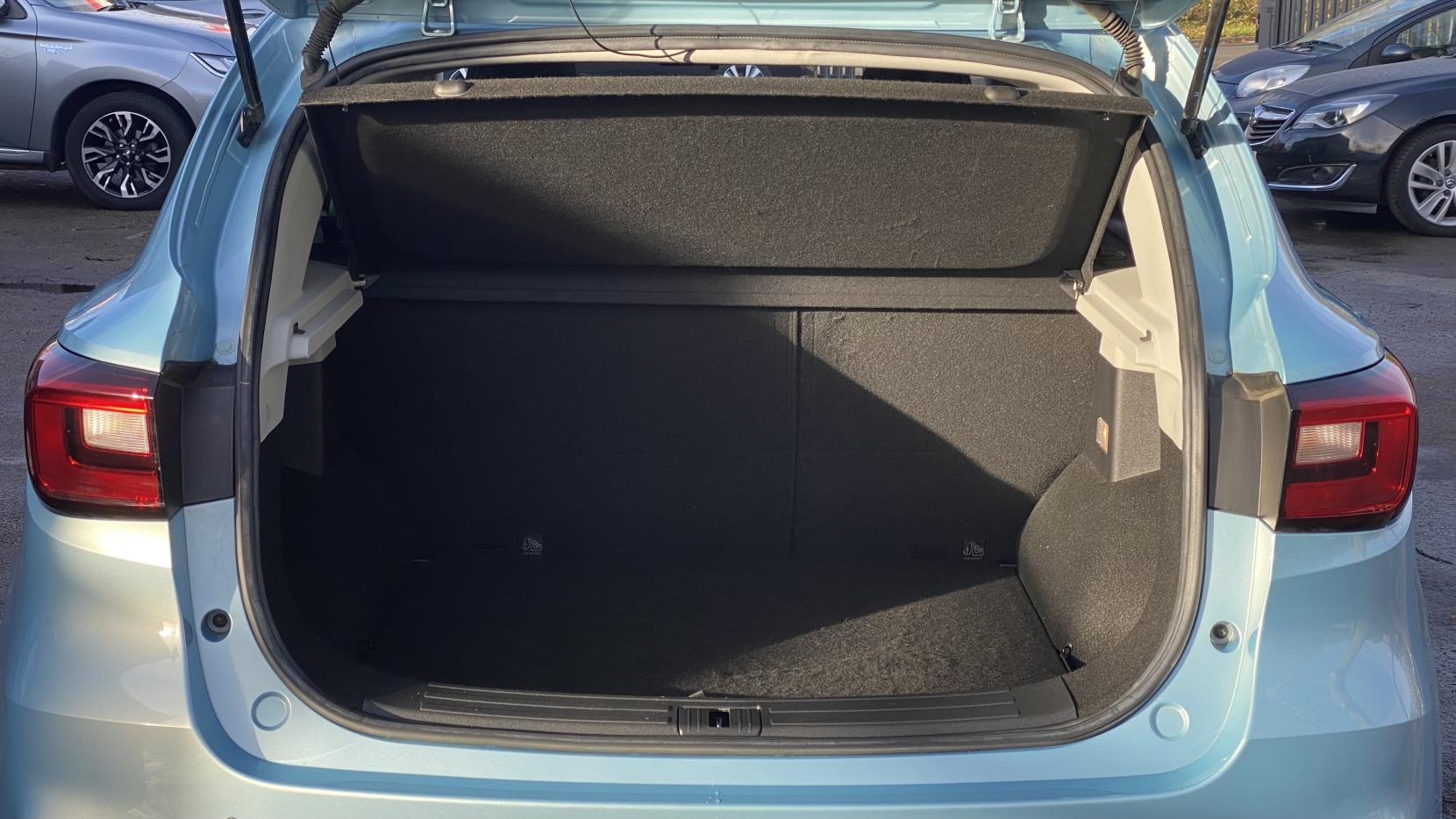 MG MG ZS 44.5kWh Exclusive SUV 5dr Electric Auto (143 ps)