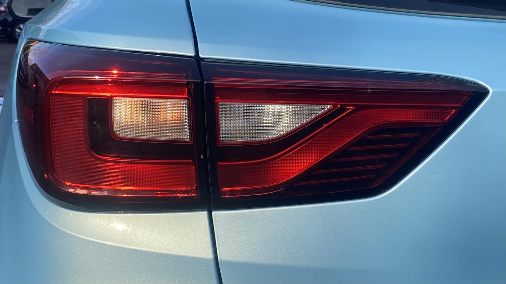 MG MG ZS 44.5kWh Exclusive SUV 5dr Electric Auto (143 ps)