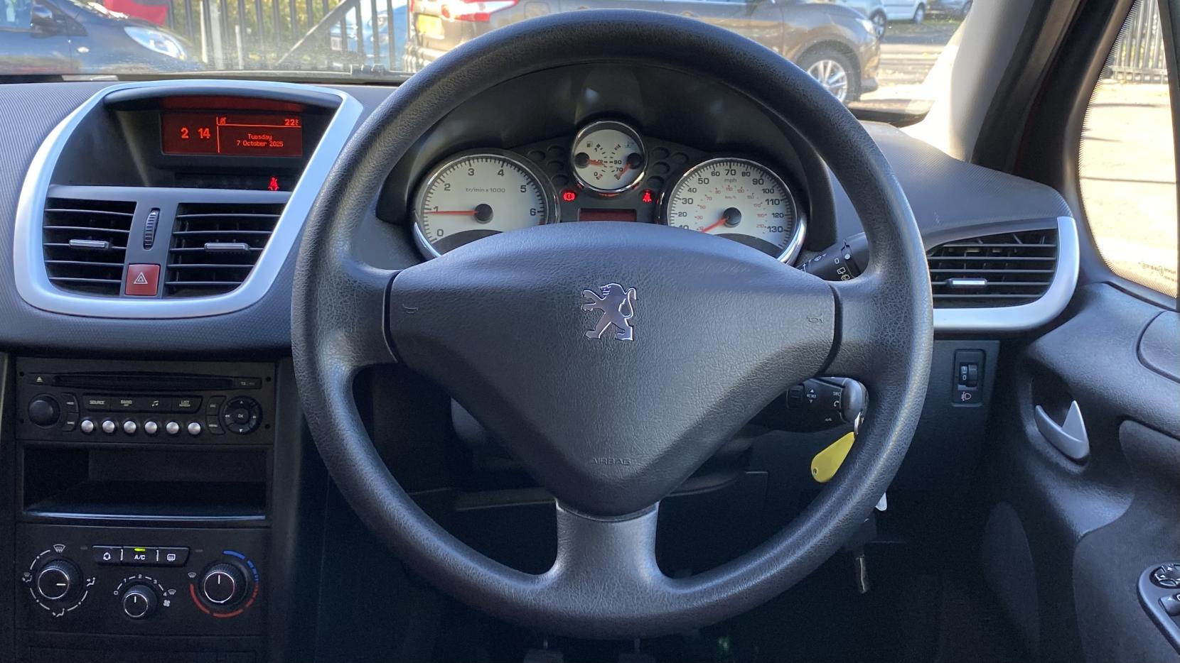 Peugeot 207 1.4 Verve Hatchback 5dr Petrol Manual Euro 5 (75 ps)