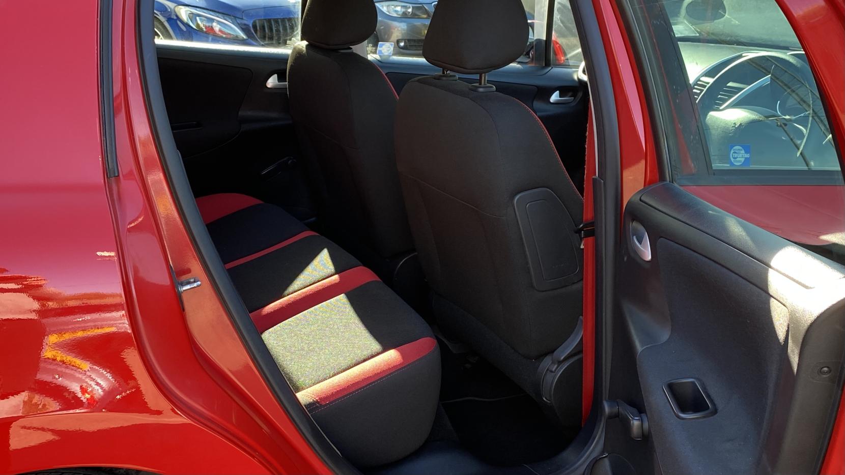 Peugeot 207 1.4 Verve Hatchback 5dr Petrol Manual Euro 5 (75 ps)